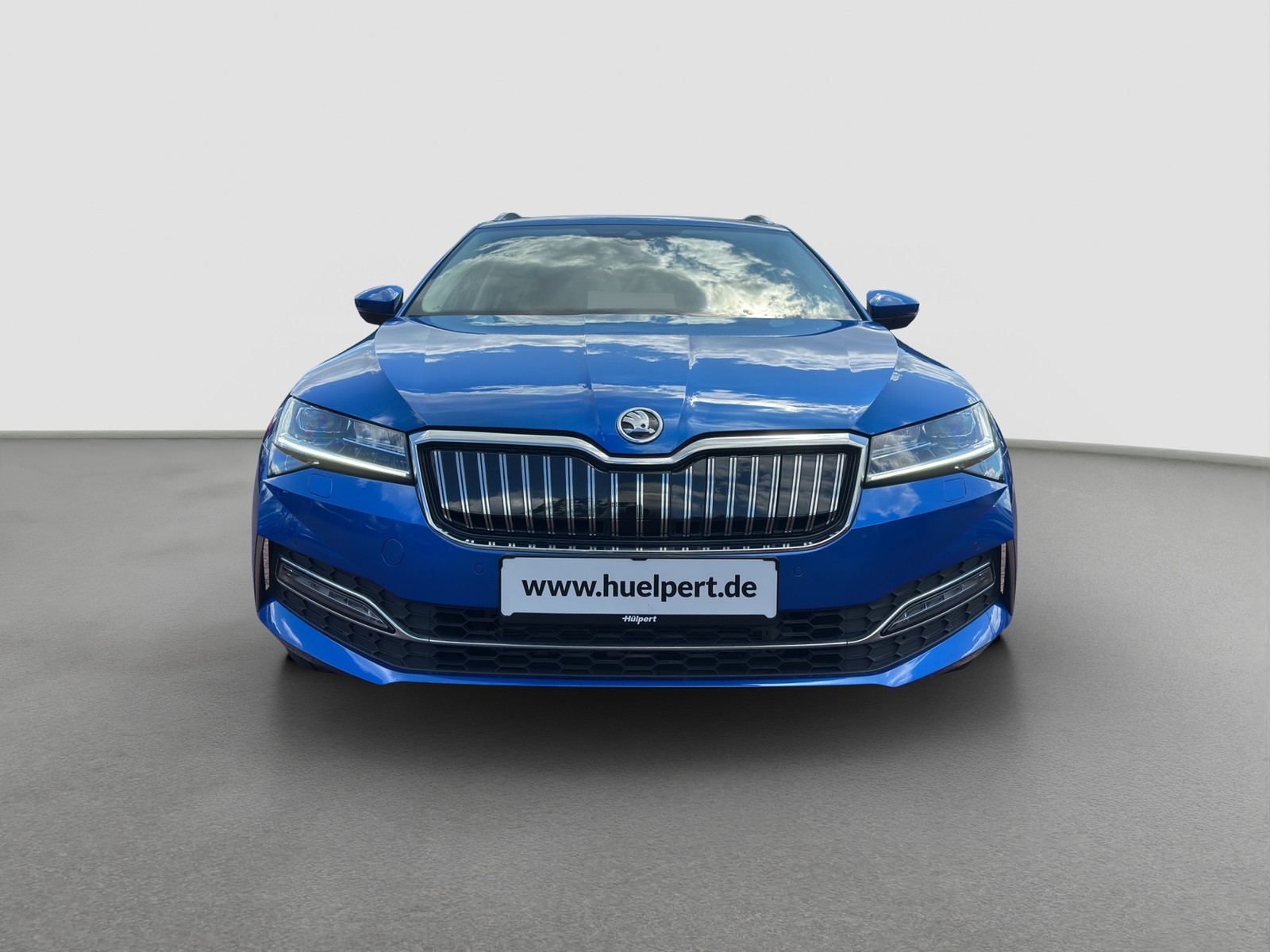 Skoda Superb Combi 1.4 iV L&K LEDER STANDHZ. AHK CAM