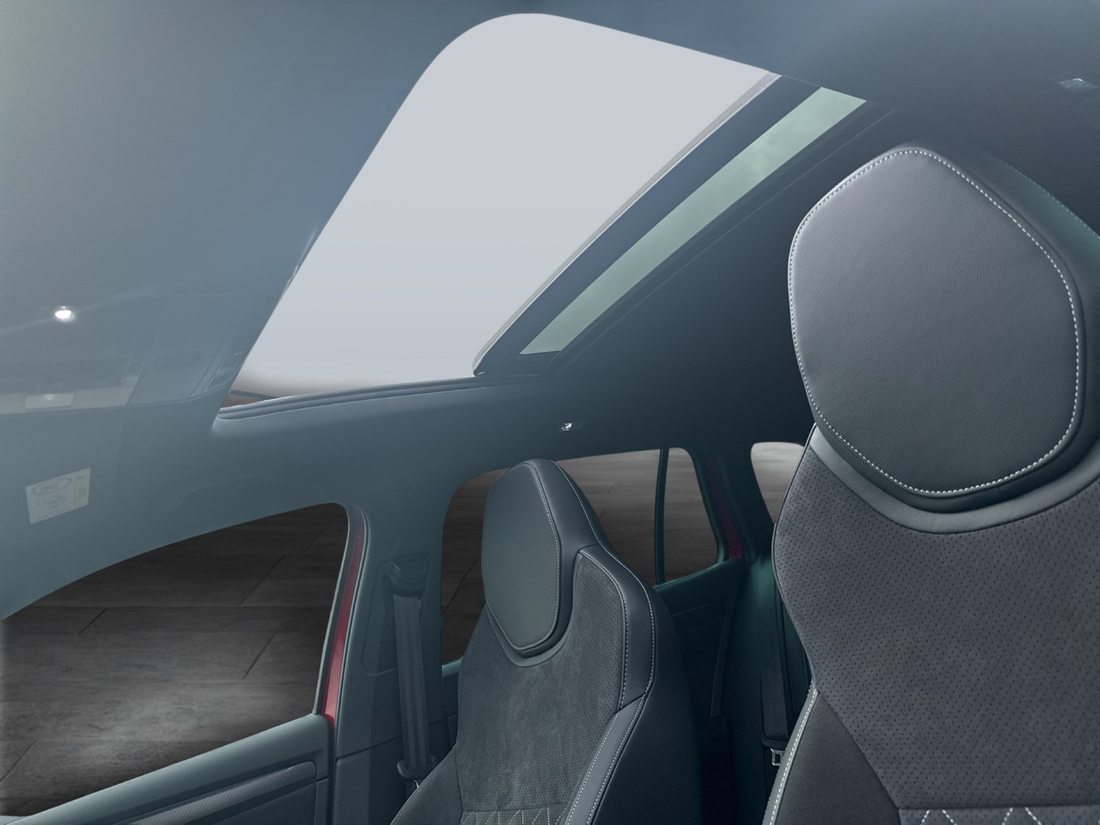 Skoda Superb Combi 1.4 iV SPORTLINE PANO STANDHZ. LM19