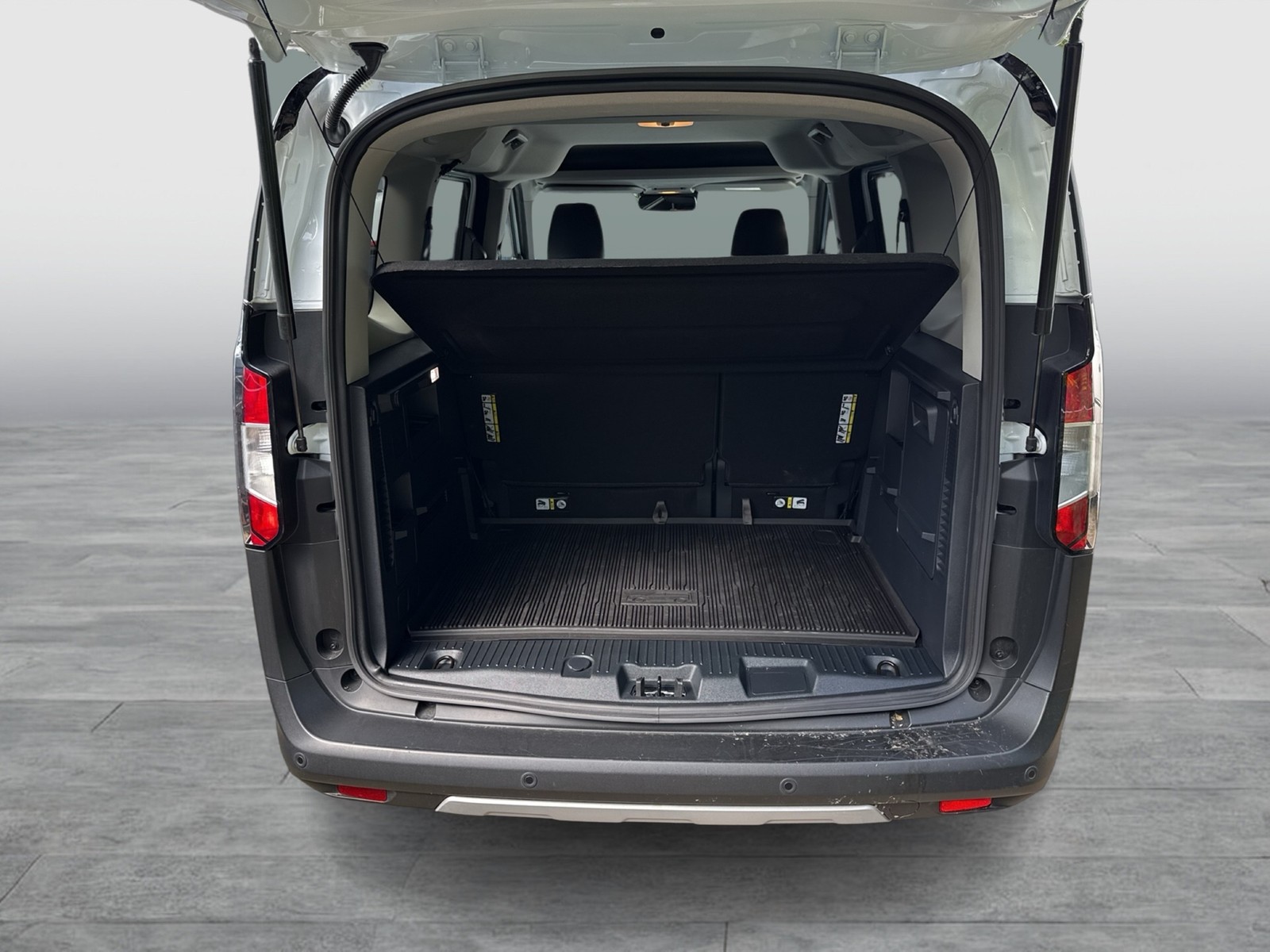 Ford Tourneo Courier 1.0 ACTIVE CAM ACC NAVI LM17
