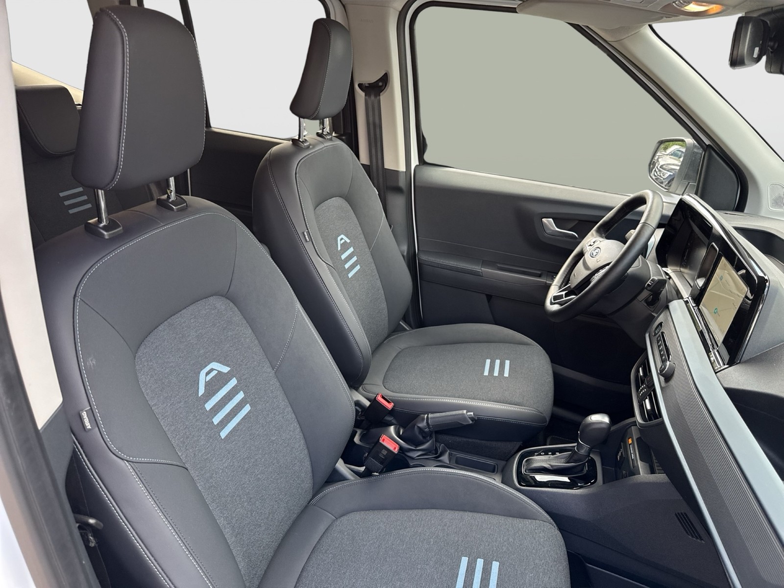 Ford Tourneo Courier 1.0 ACTIVE CAM ACC NAVI LM17