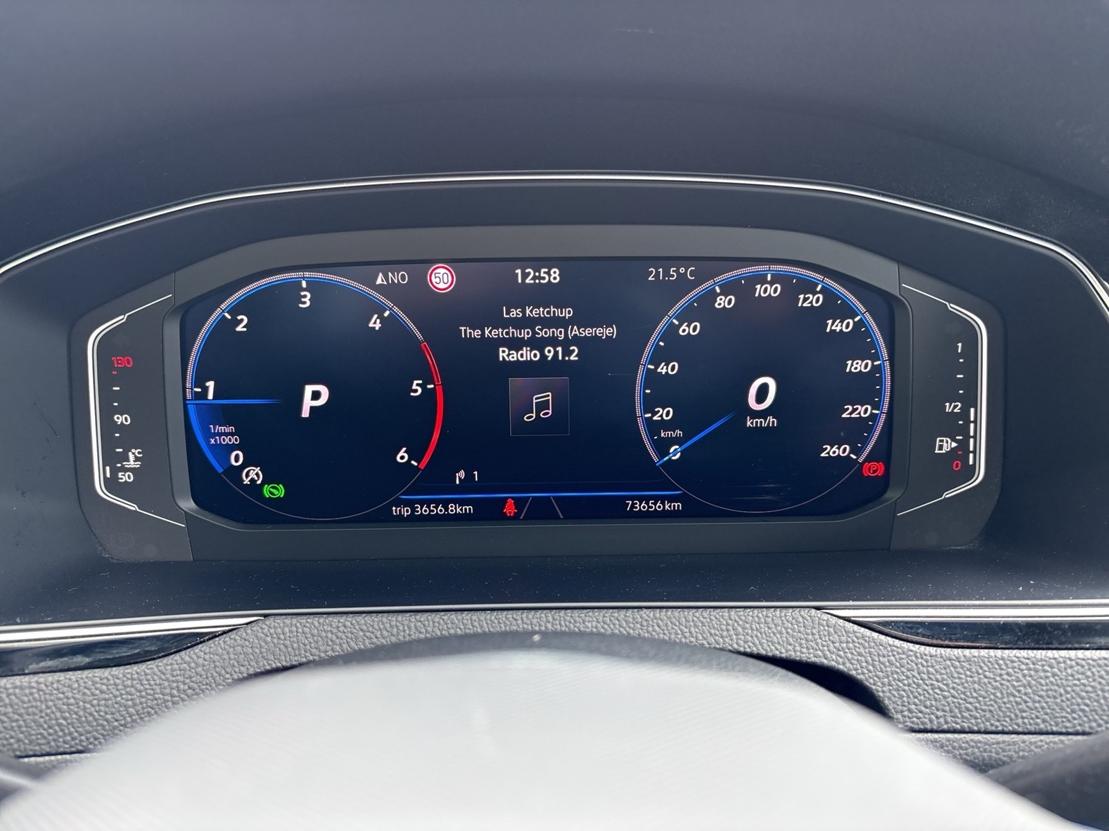 Volkswagen Passat Variant 2.0 BUSINESS 4X4 PANO AHK KAMERA ACC NAVI