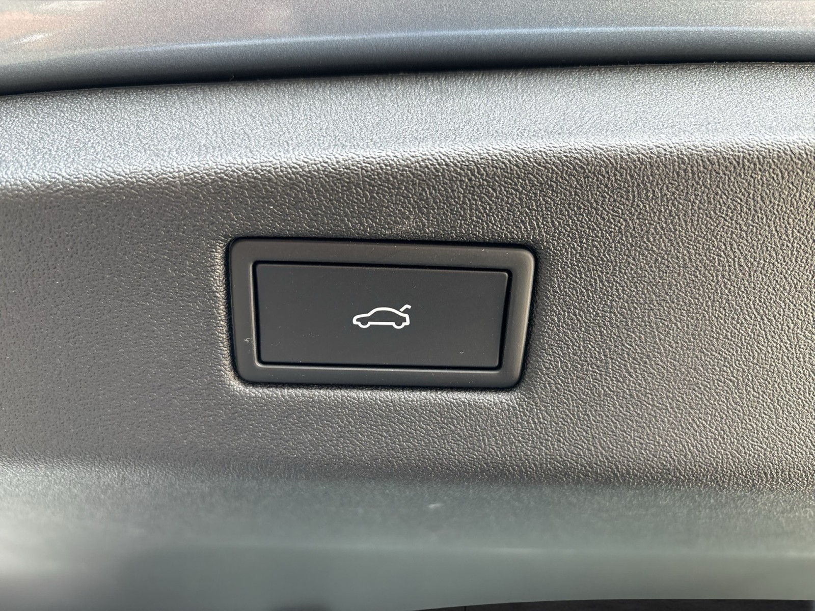 Volkswagen ID.7 PRO WÄRMEPUMPE AHK 360°CAM ACC LM20 HEAD-UP