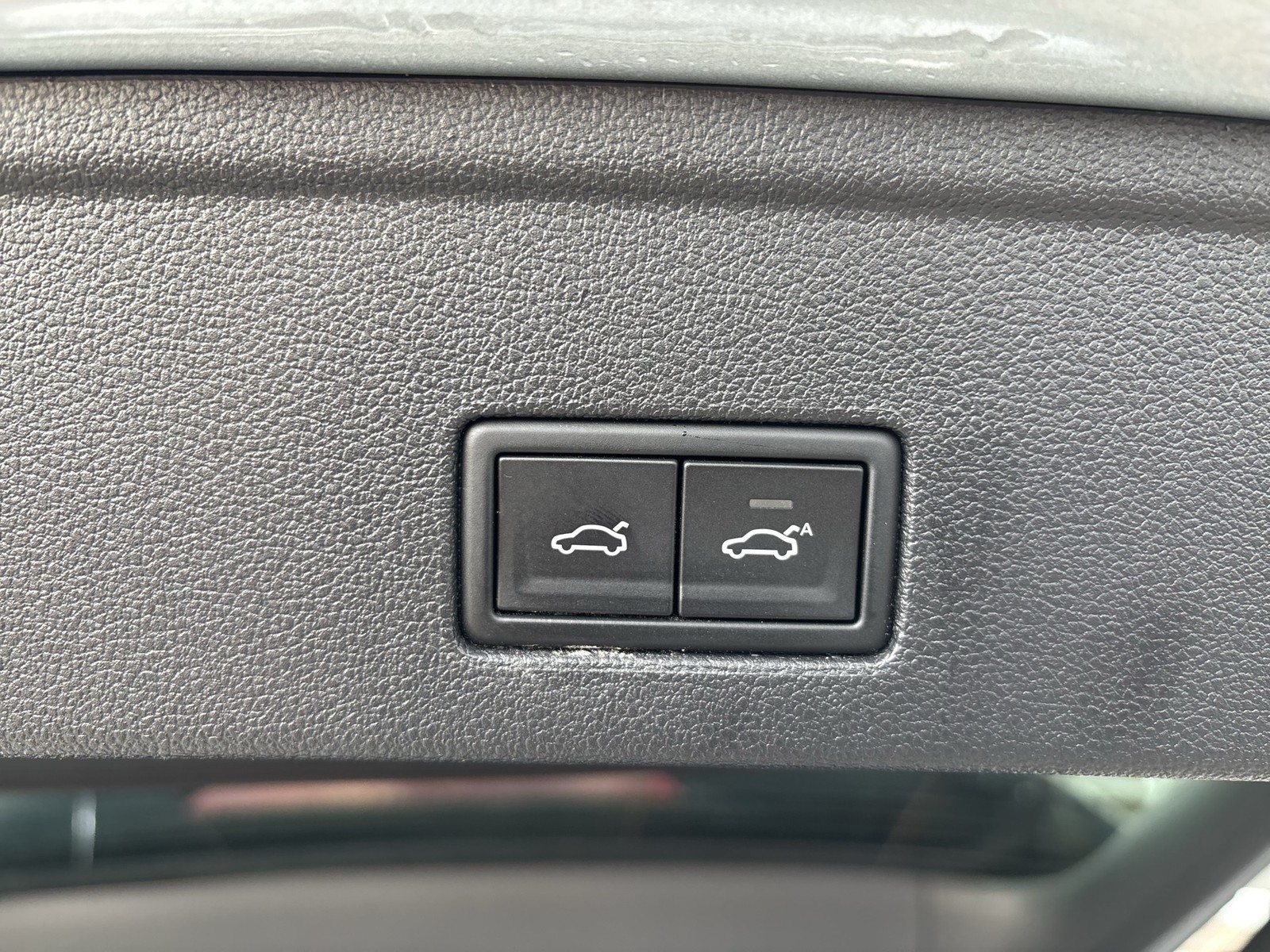 Volkswagen Touareg V6 R-LINE AHK CAM ACC LM19 HD-MATRIX NAVI