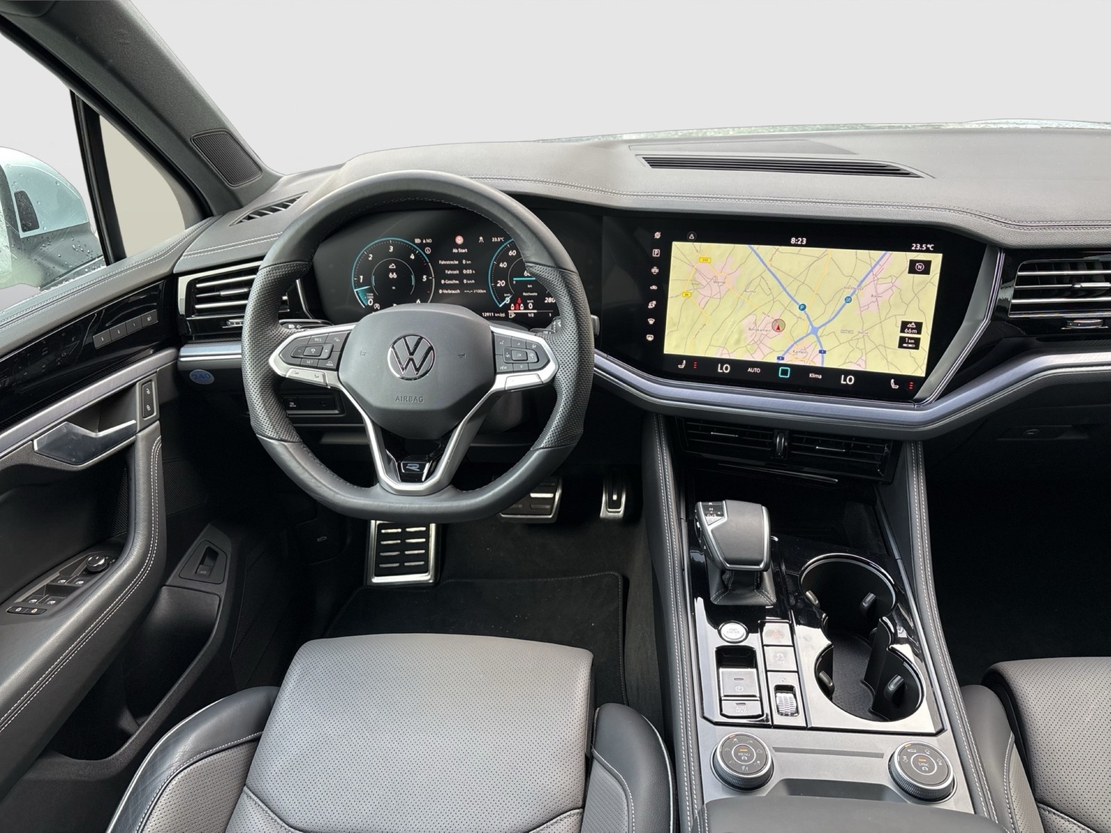Volkswagen Touareg V6 R-LINE AHK CAM ACC LM19 HD-MATRIX NAVI