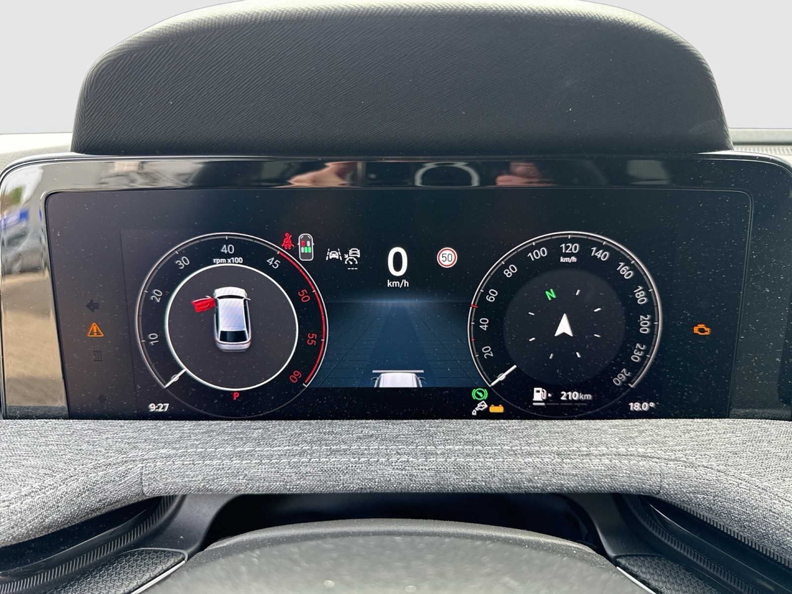 Skoda Superb Combi 2.0 SELECTION AHK CAM ACC MATRIX