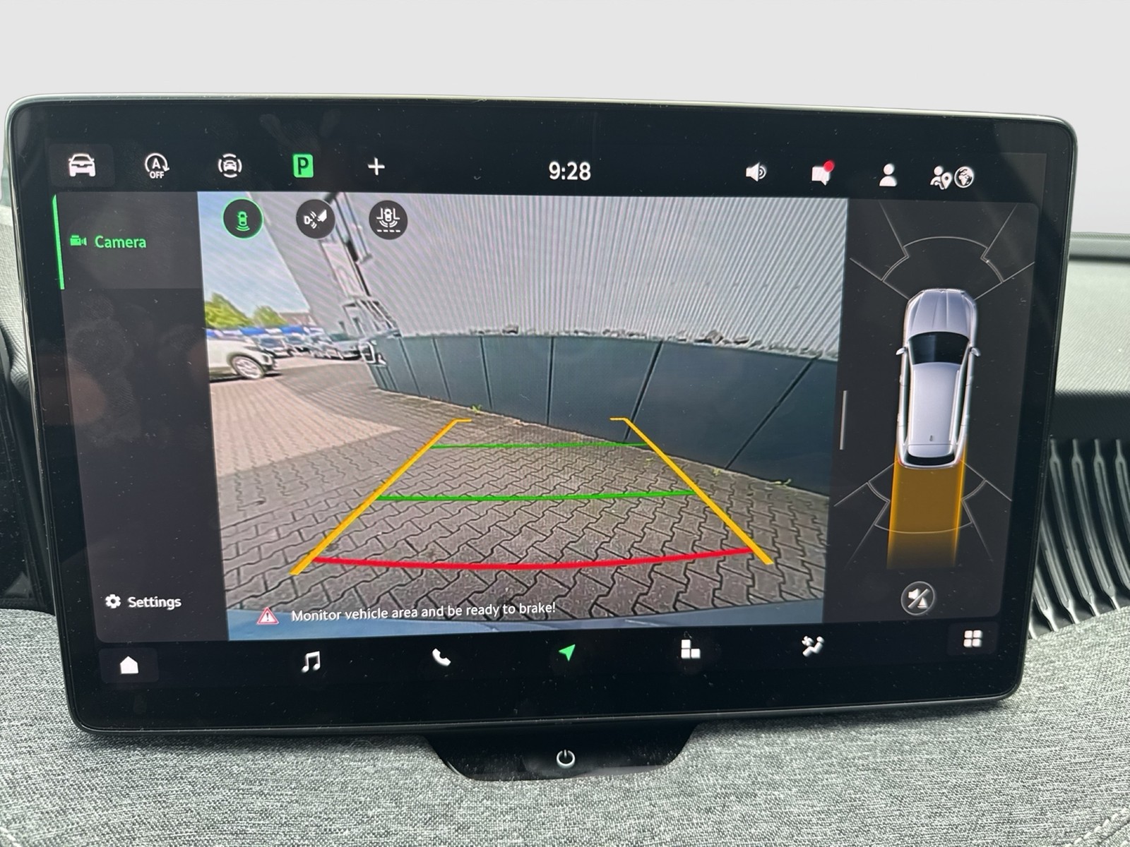 Skoda Superb Combi 2.0 SELECTION AHK CAM ACC MATRIX