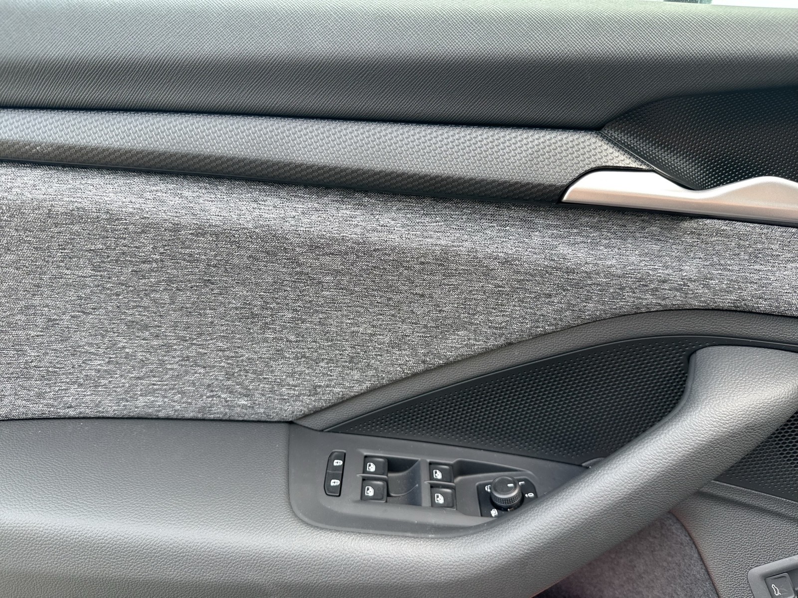 Skoda Superb Combi 2.0 SELECTION AHK CAM ACC MATRIX