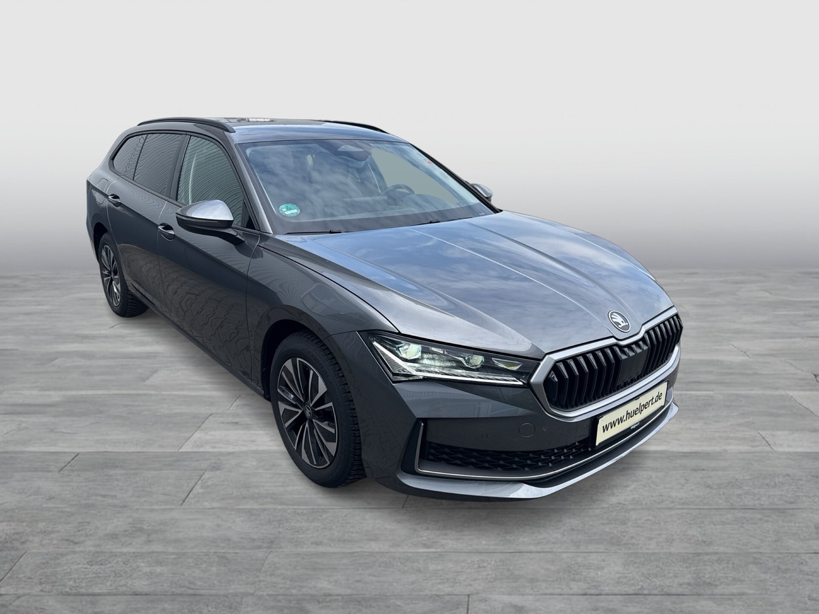 Skoda Superb Combi 2.0 SELECTION AHK CAM ACC MATRIX