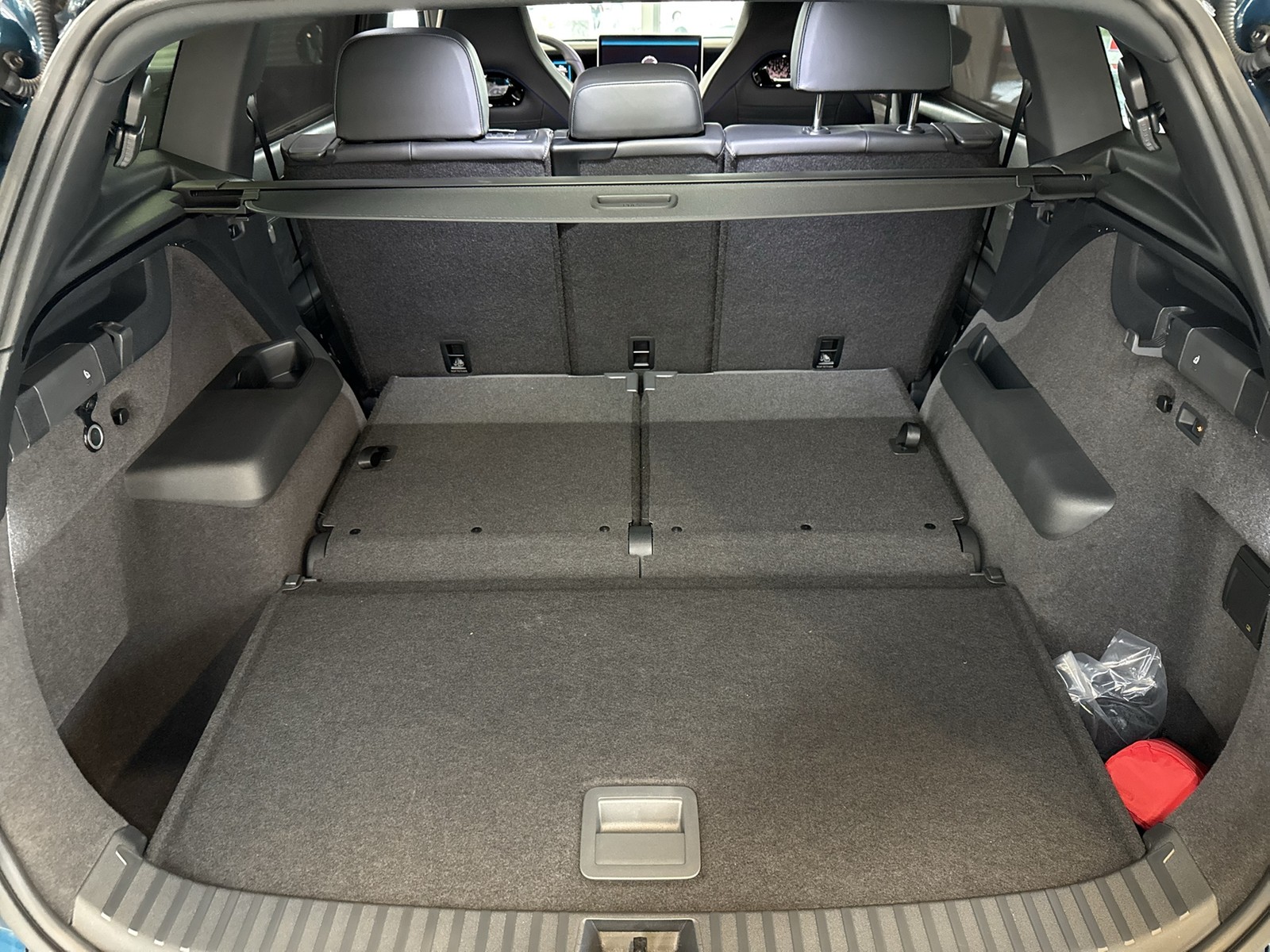 Volkswagen Tayron 2.0 R-LINE DSG 4X4 BLACKSTYLE PANO