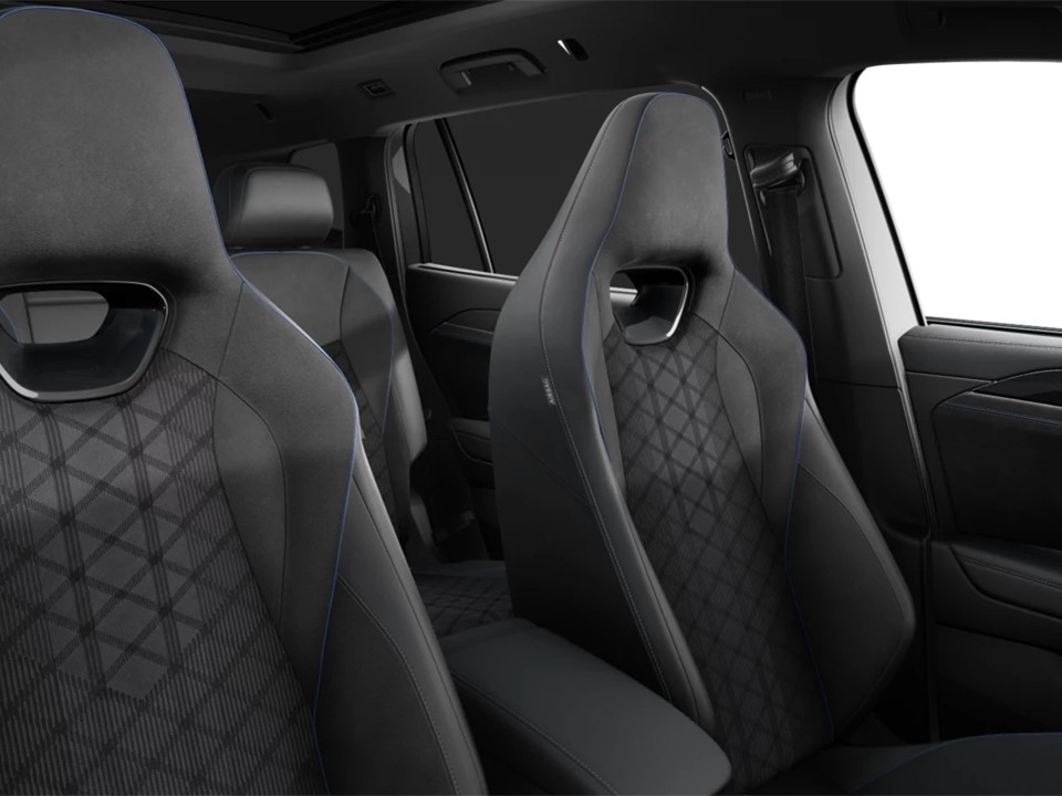 Volkswagen Tayron eHYBRID R-LINE DSG BLACKSTYLE PANO AHK