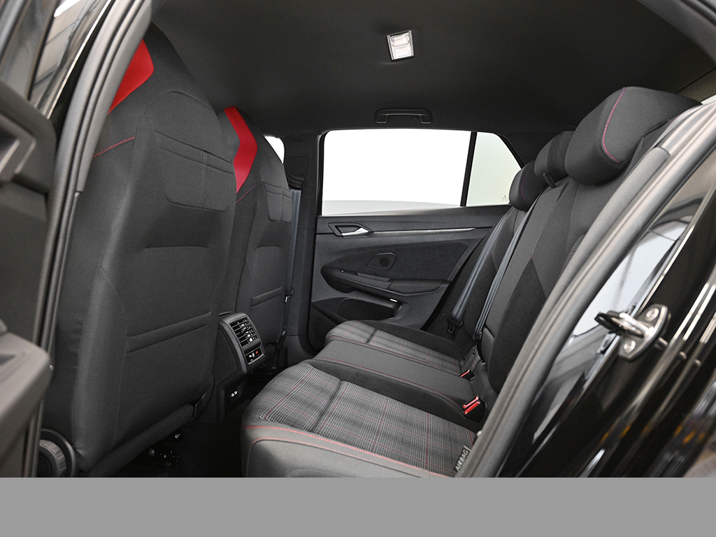 Volkswagen Golf GTI BLACKSTYLE HARMANKARDON MATRIXLED