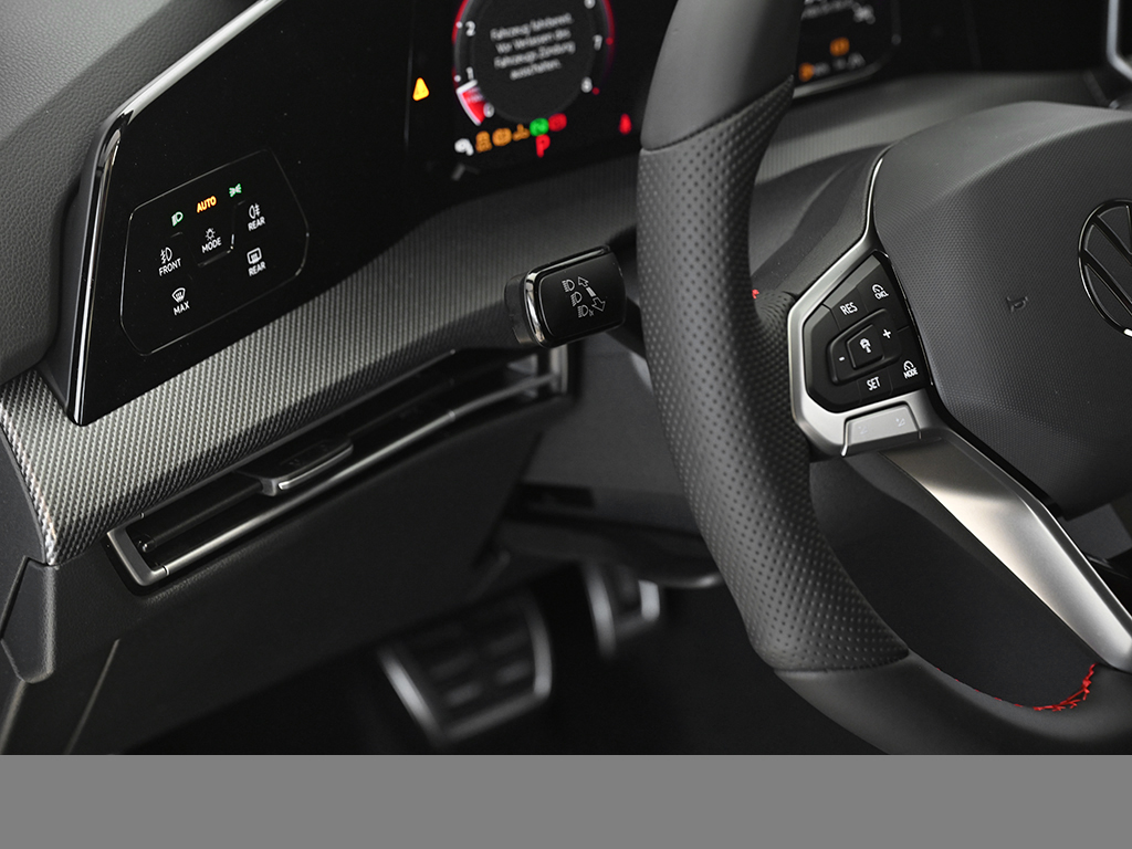 Volkswagen Golf GTI BLACKSTYLE HARMANKARDON MATRIXLED