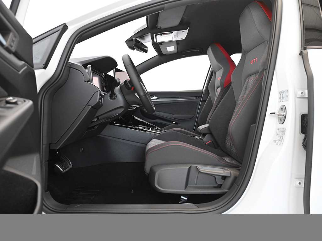 Volkswagen Golf GTI BLACKSTYLE NAVI MATRIXLED HEADUP