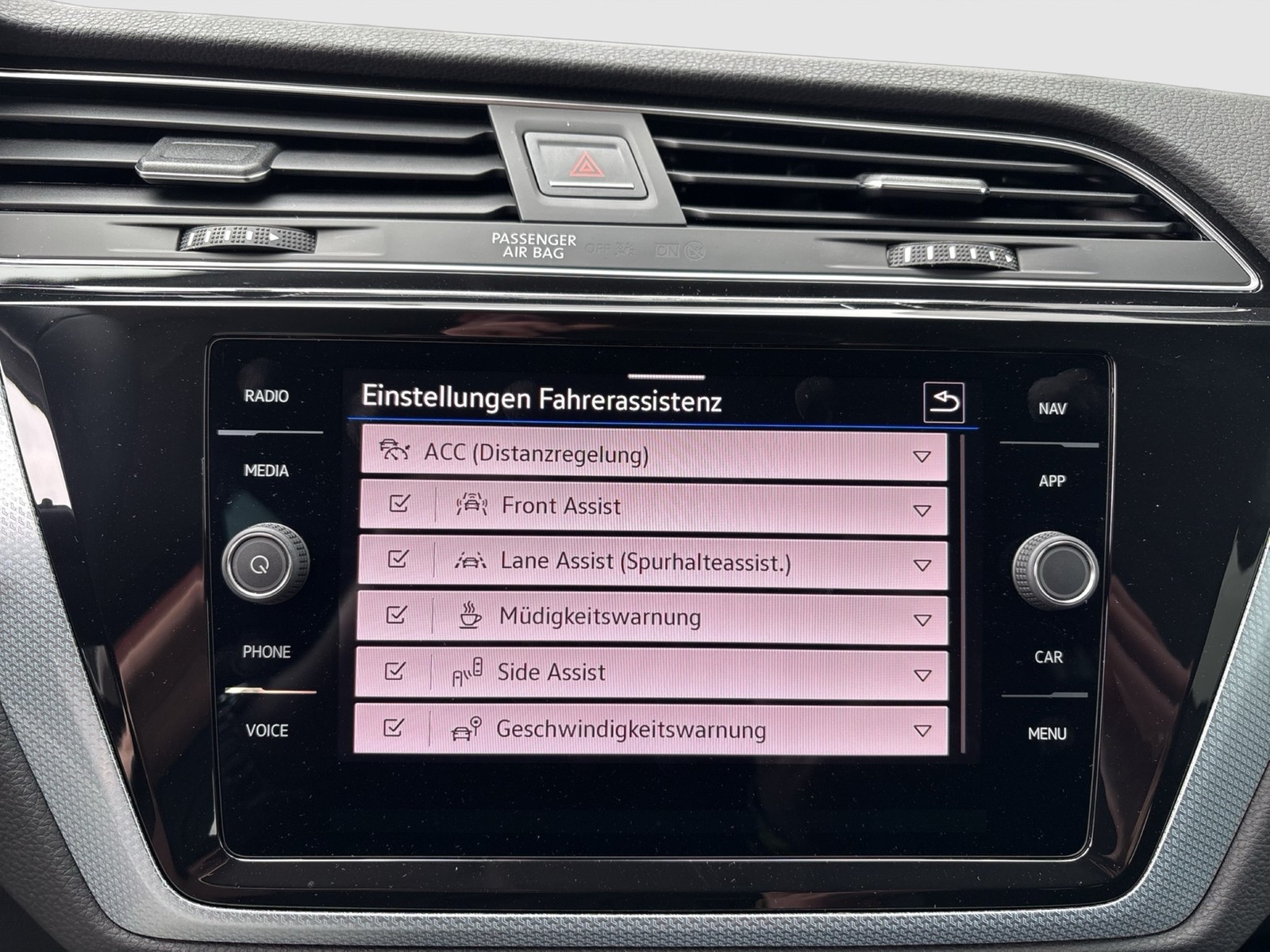 Volkswagen Touran 2.0 GOAL 7SITZE STANDHZ. ACC NAVI CARPLAY