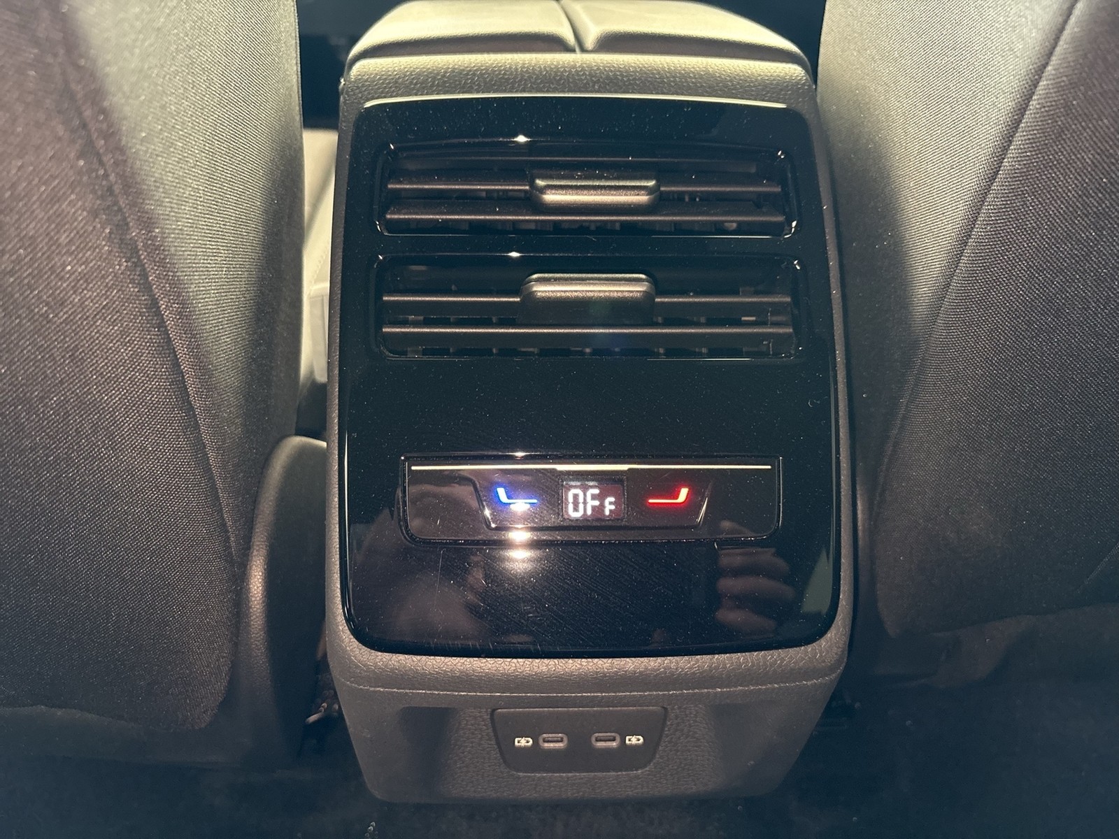 Volkswagen ID.7 Tourer PRO S WÄRMEPUMPE 360°CAM ACC LM19