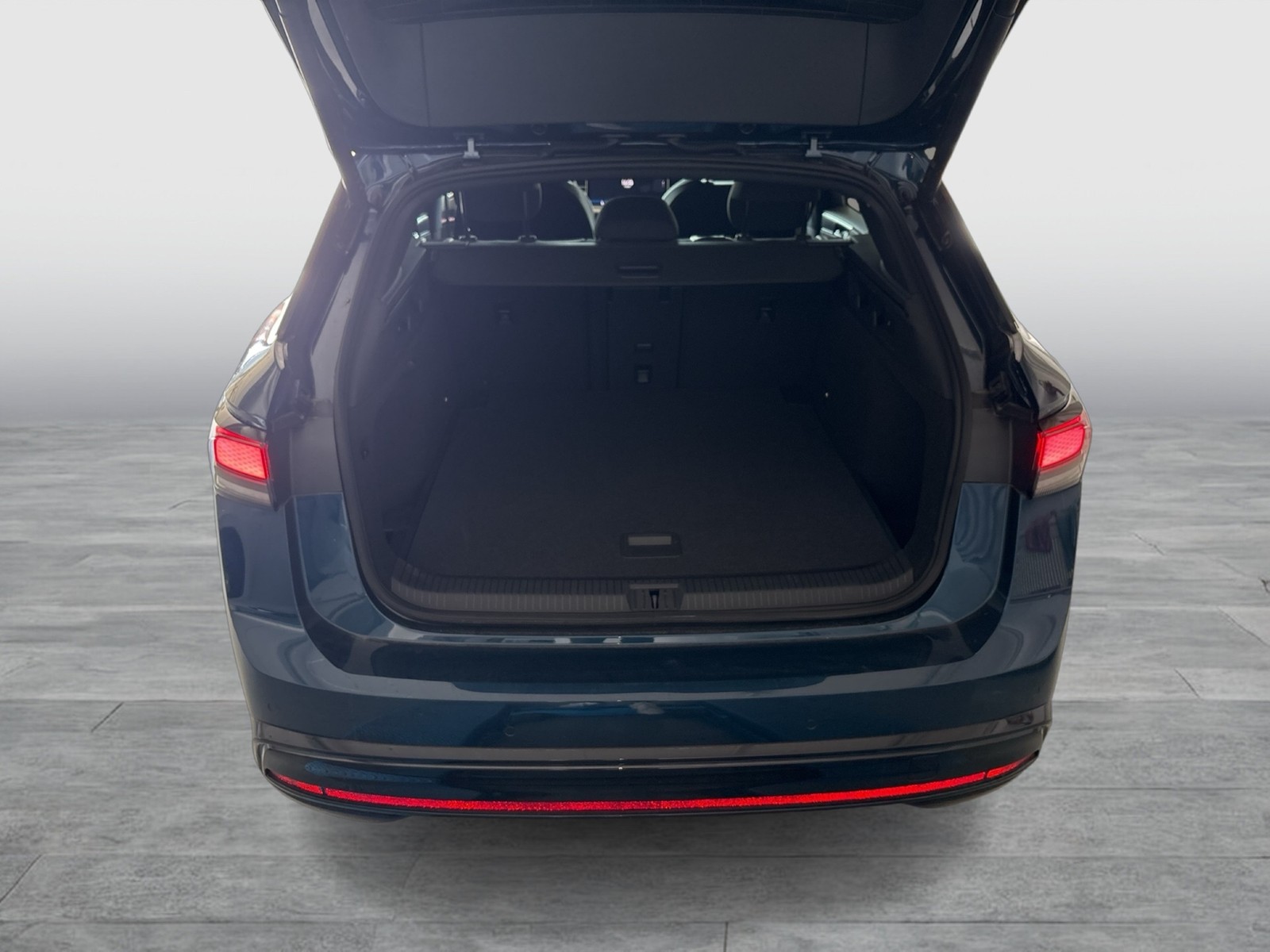Volkswagen ID.7 Tourer PRO S WÄRMEPUMPE 360°CAM ACC LM19