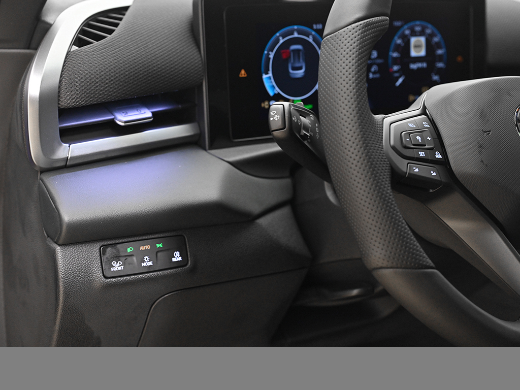 Volkswagen T-Roc 1.5 R-LINE DSG PANO BLACKSTYLE eKLAPPE AHK