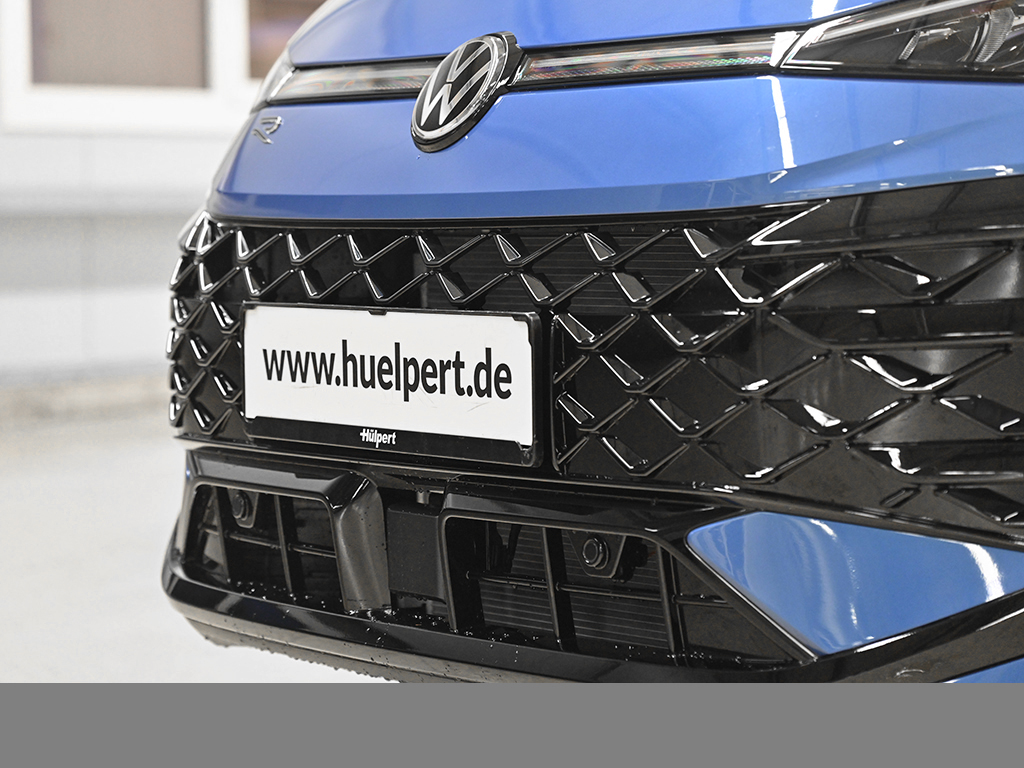 Volkswagen T-Roc 1.5 R-LINE DSG PANO BLACKSTYLE eKLAPPE AHK