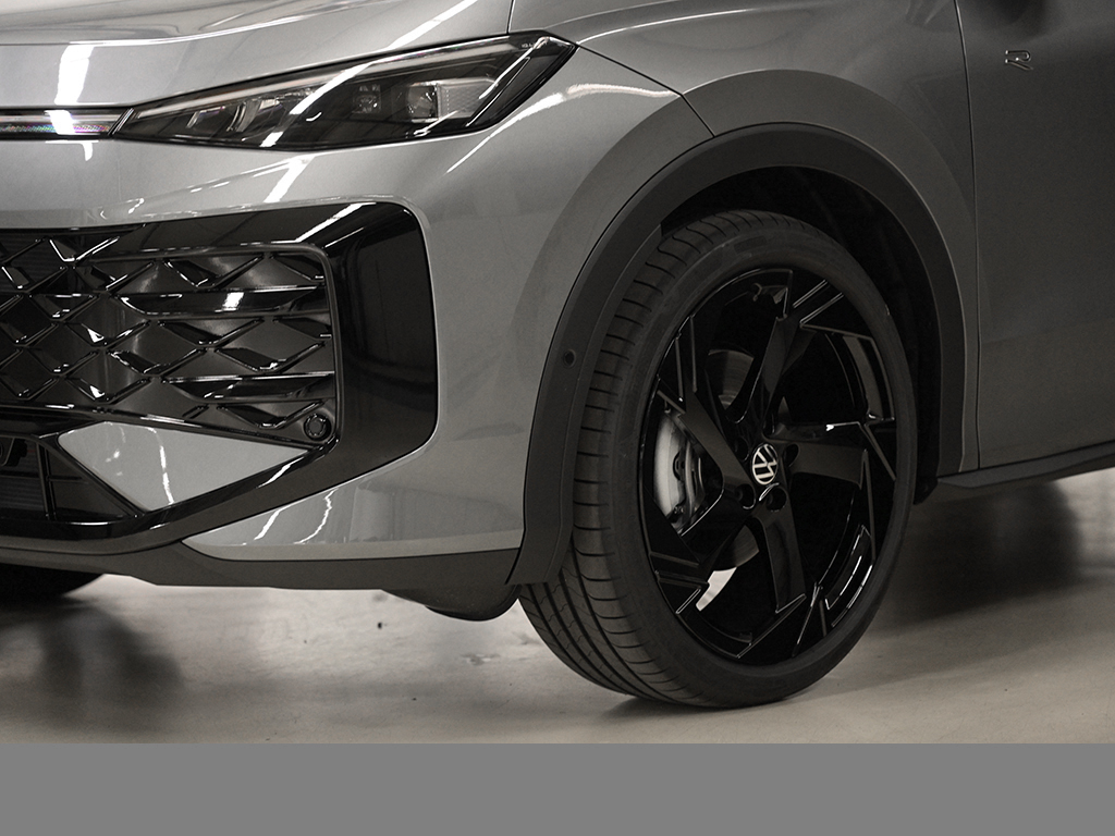 Volkswagen T-Roc 1.5 R-LINE DSG NEUESMODELL AHK