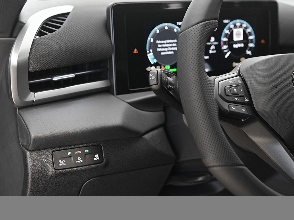 Volkswagen T-Roc 1.5 R-LINE DSG PANO MATRIXLED AHK eKLAPPE