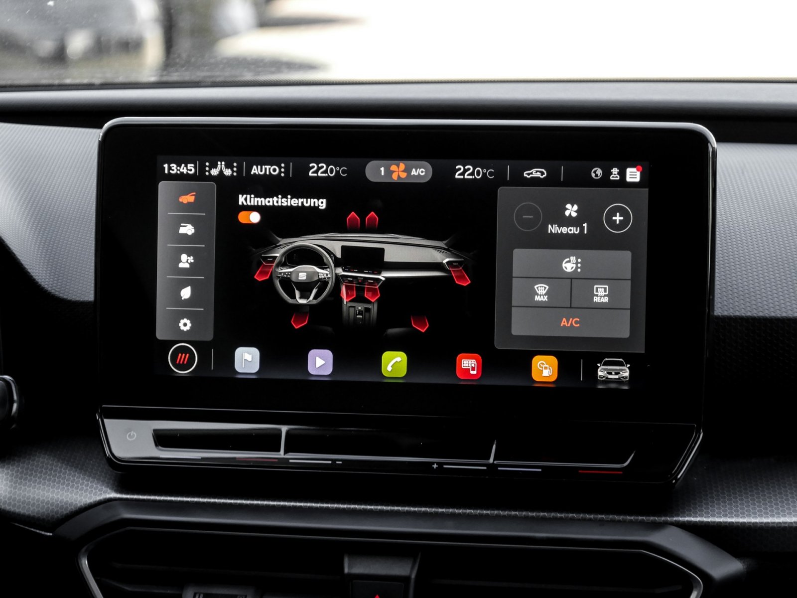 Seat Leon ST 1.5 eTSI STYLE NAVI ALU LED SITZHEIZUNG