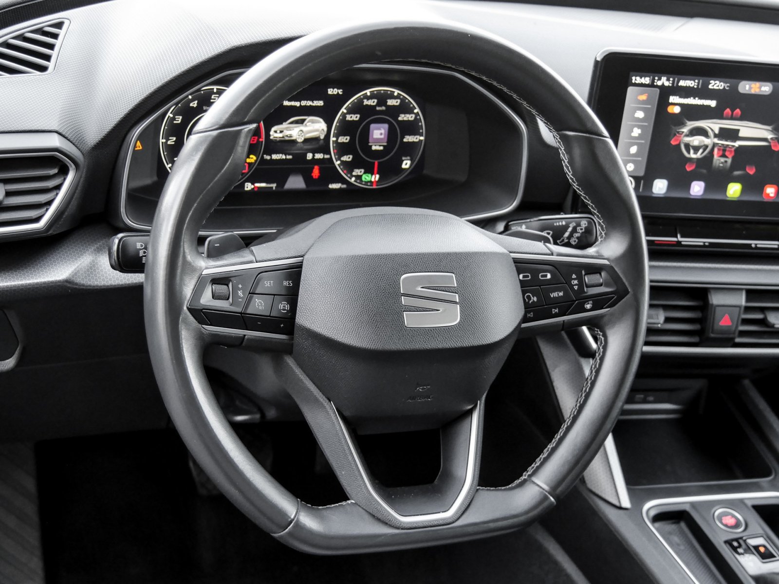 Seat Leon ST 1.5 eTSI STYLE NAVI ALU LED SITZHEIZUNG