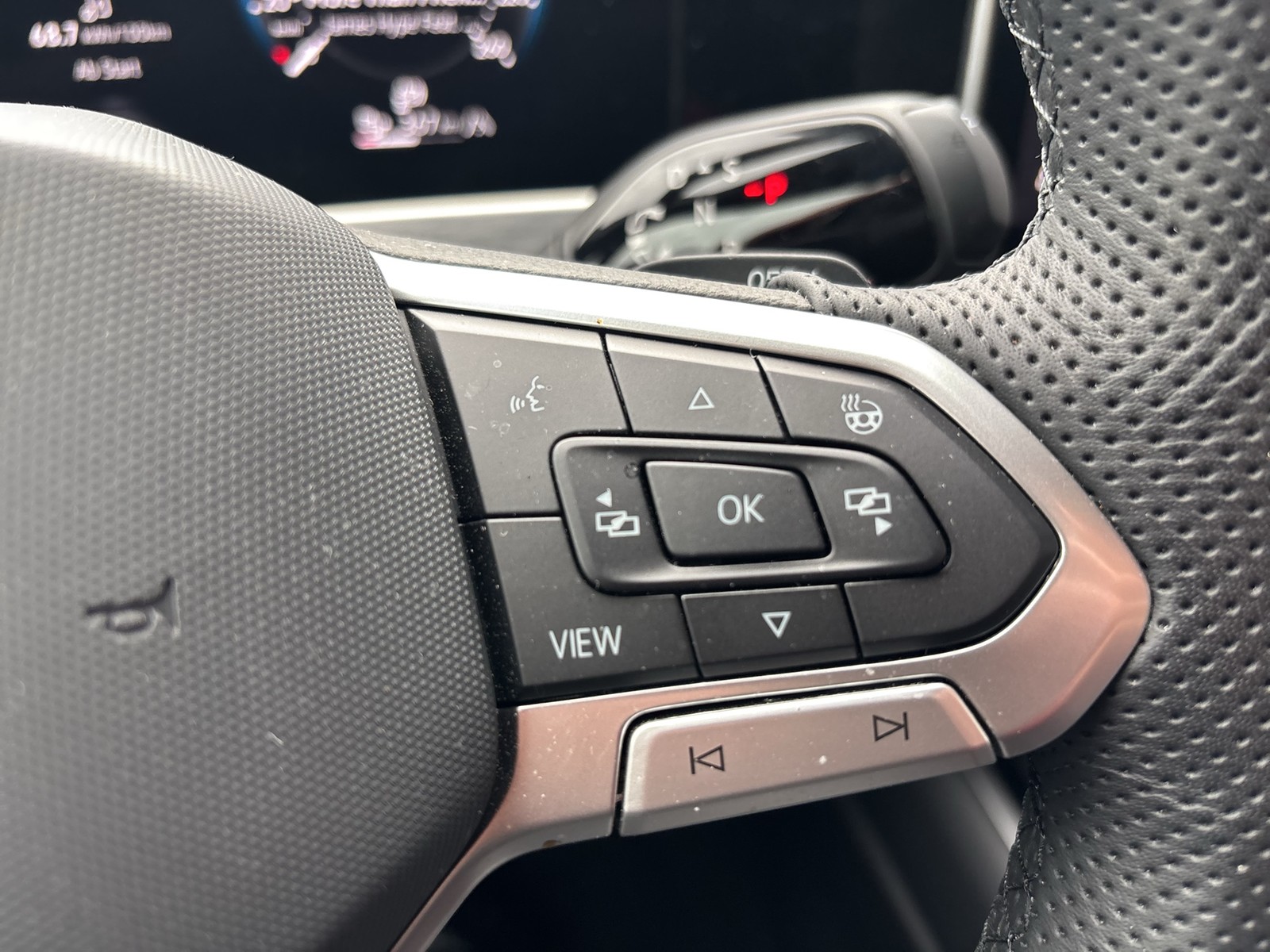 Volkswagen Passat Variant 1.5 HYBRID R-LINE NEUESMODELL 19Z