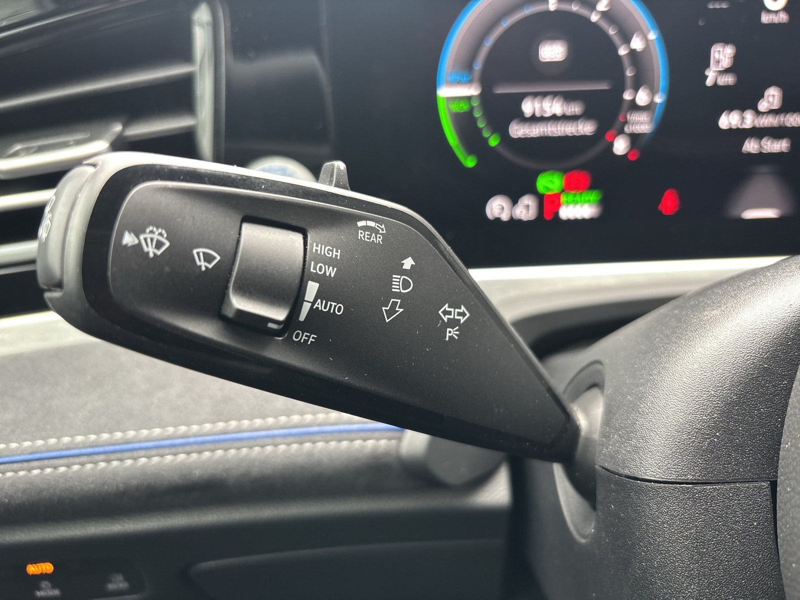 Volkswagen Passat Variant 1.5 HYBRID R-LINE NEUESMODELL 19Z