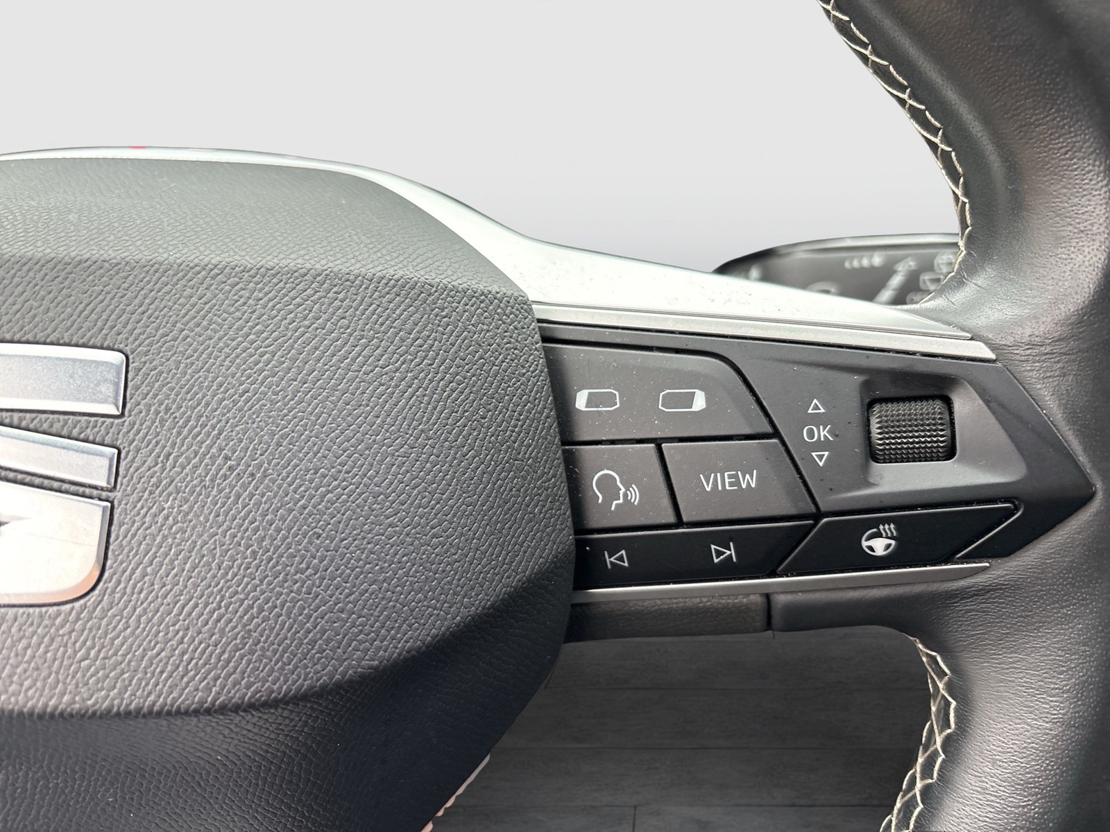 Seat Leon ST 1.5 XCELLENCE AHK CAM ACC NAVI CARPLAY