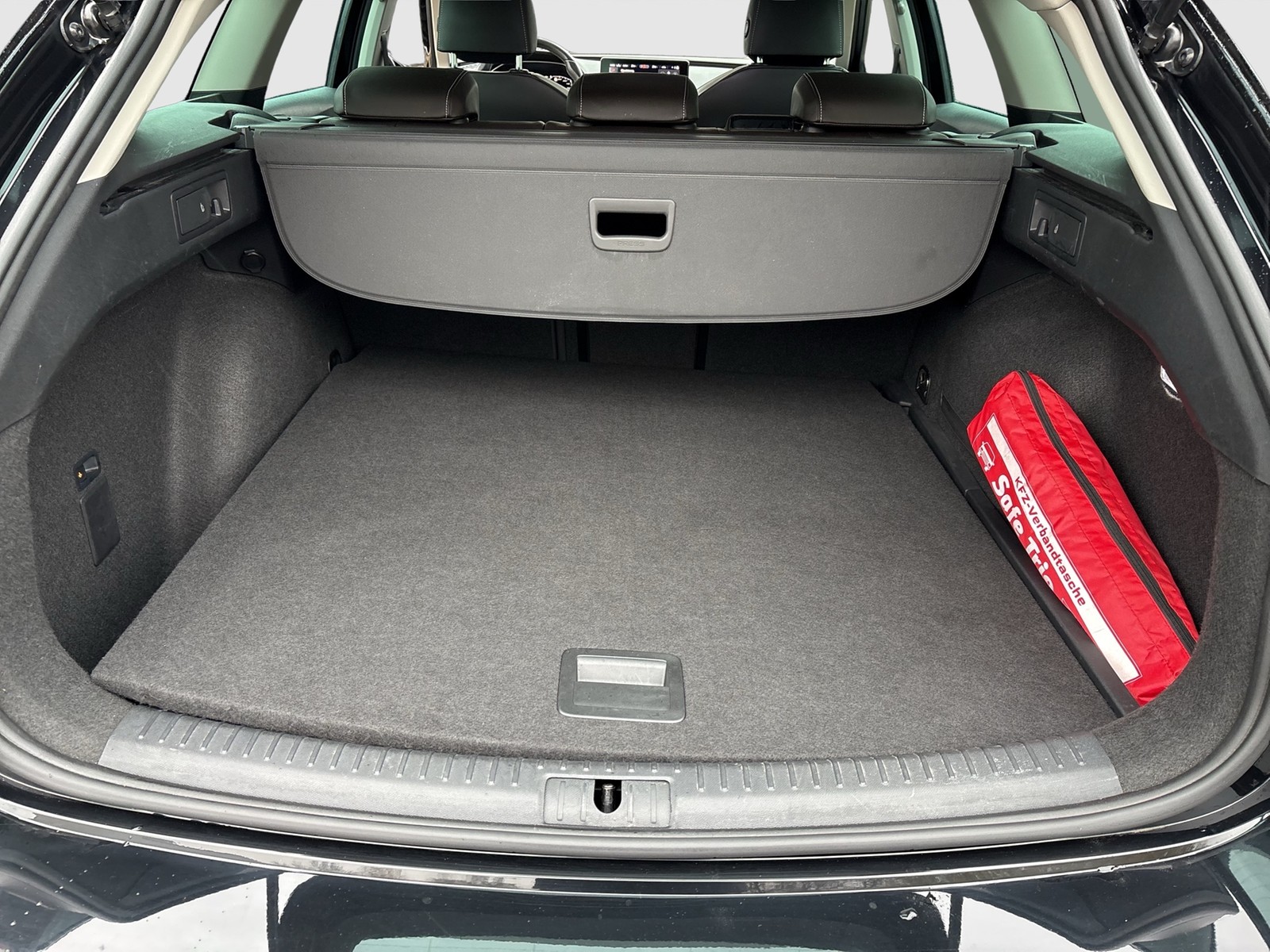 Seat Leon ST 1.5 XCELLENCE AHK CAM ACC NAVI CARPLAY