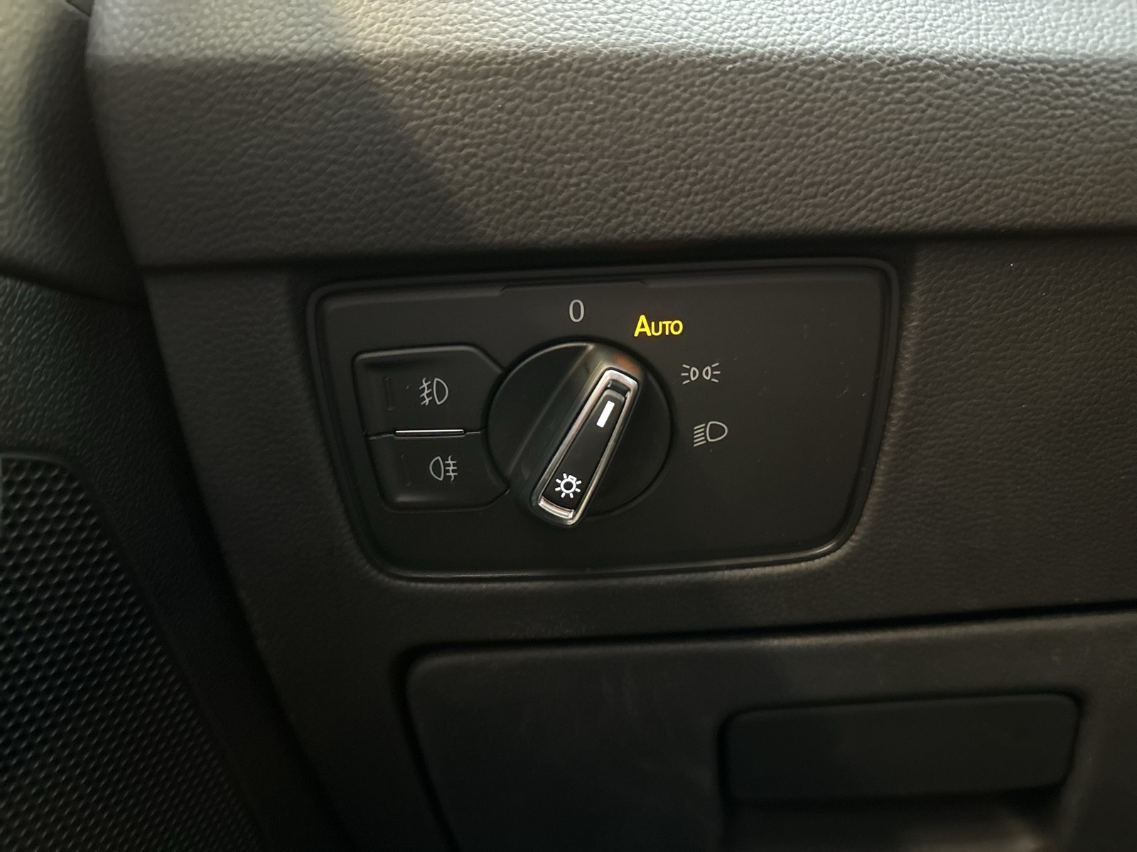 Volkswagen Passat Variant 2.0 BUSINESS PANO STANDHZ CAM ACC