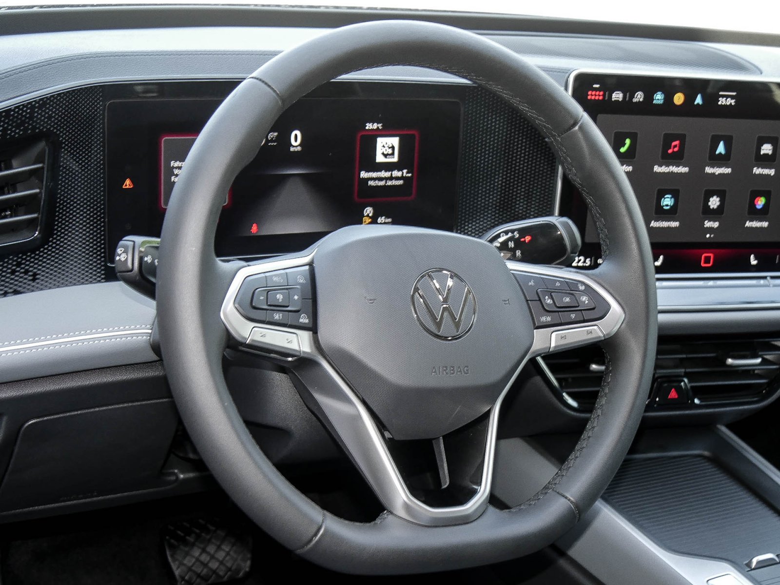 Volkswagen Passat Variant 2.0 BUSINESS NEUES MODELL AHK ACC