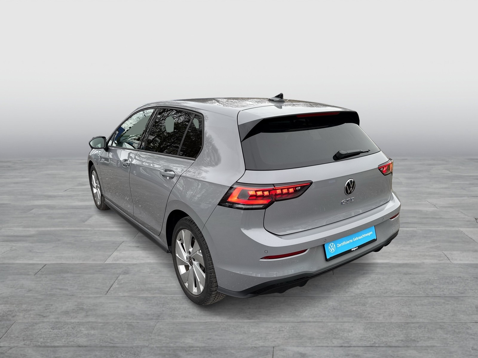 Volkswagen Golf VIII 1.5 HYBRID GTE BLACK STYLE KAMERA ACC