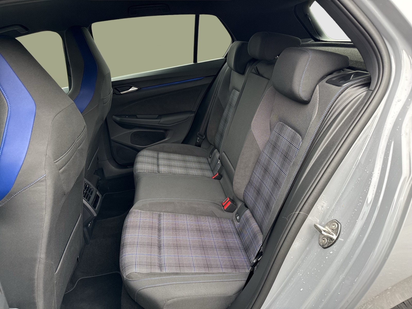 Volkswagen Golf VIII 1.5 HYBRID GTE BLACK STYLE KAMERA ACC