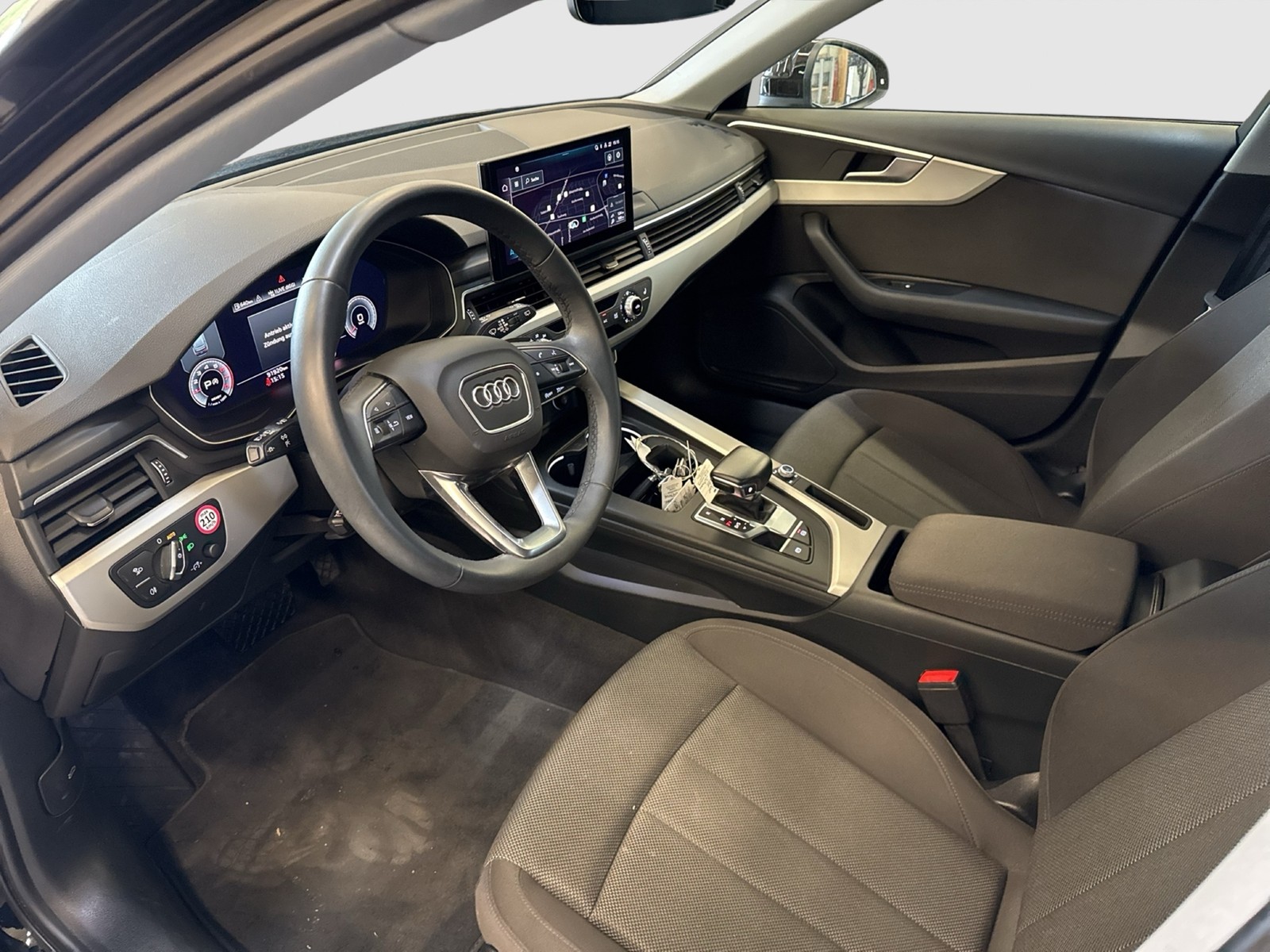 Audi A4 Avant 35 KAMERA ACC MATRIX NAVI+ SITZHEIZUNG