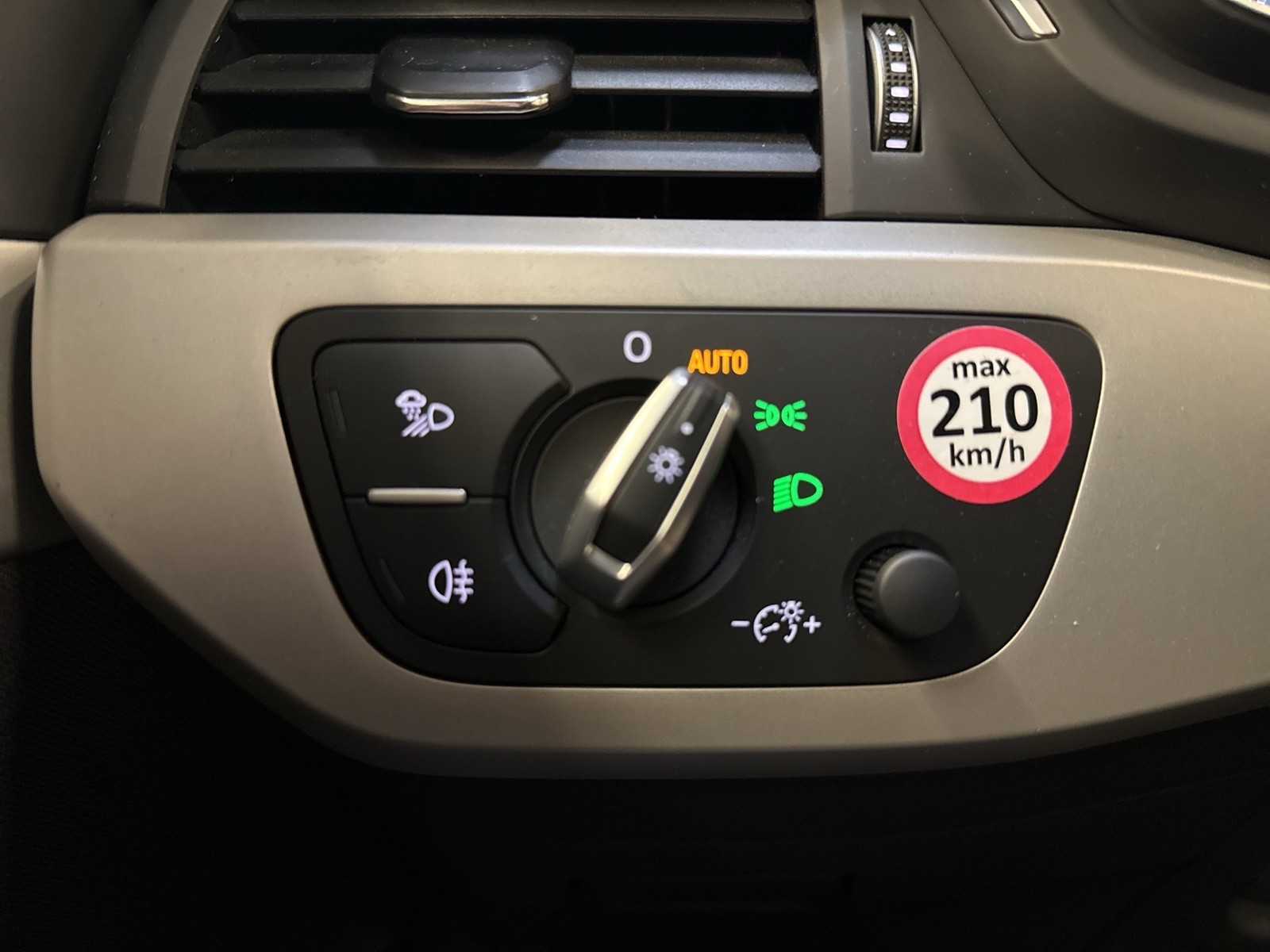 Audi A4 Avant 35 KAMERA ACC MATRIX NAVI+ SITZHEIZUNG