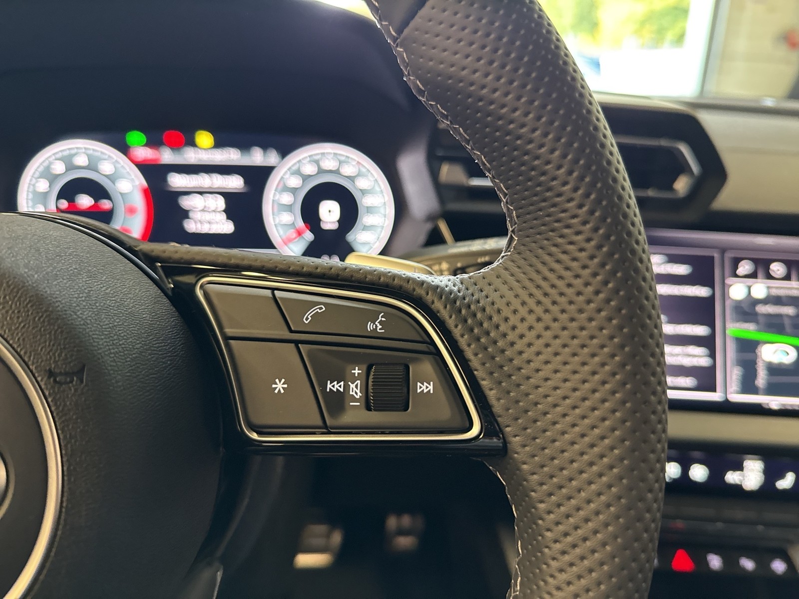 Audi A3 Sportback quattro S LINE PANO CAM ACC LM18