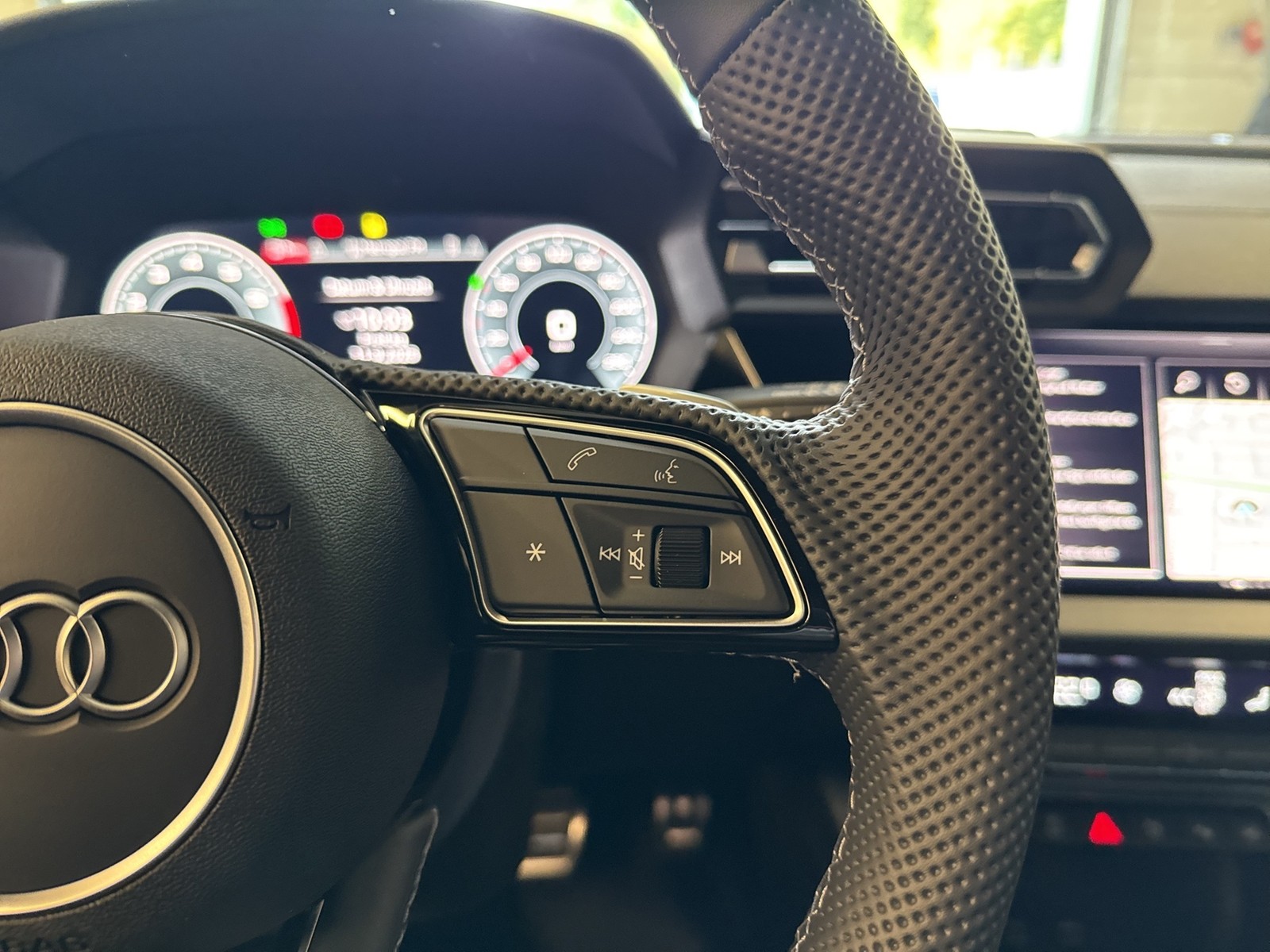 Audi A3 Sportback quattro S LINE PANO CAM ACC LM18
