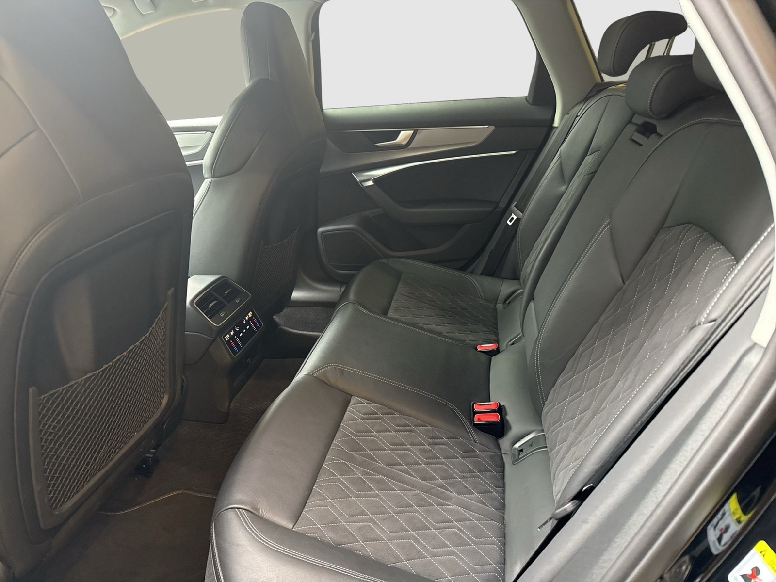 Audi S6 Avant Qu. STANDHZ. AHK KAMERA ALU20" HEADUP