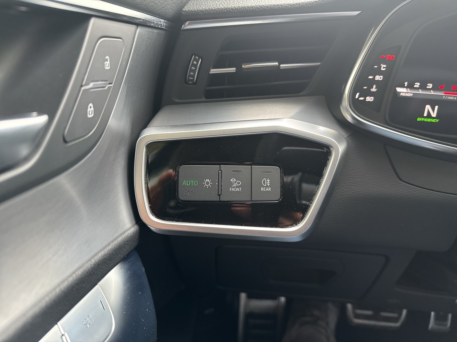 Audi S6 Avant Qu. STANDHZ. AHK KAMERA ALU20" HEADUP