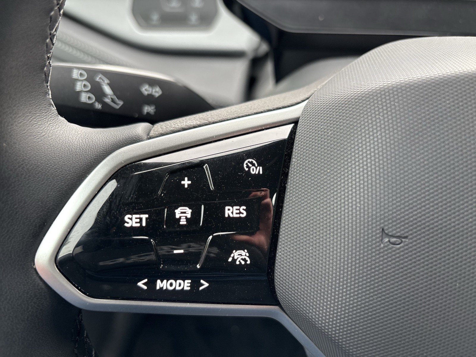 Volkswagen ID.3 Pro MOVE WÄRMEPUMPE CAM ACC LM19 NAVI