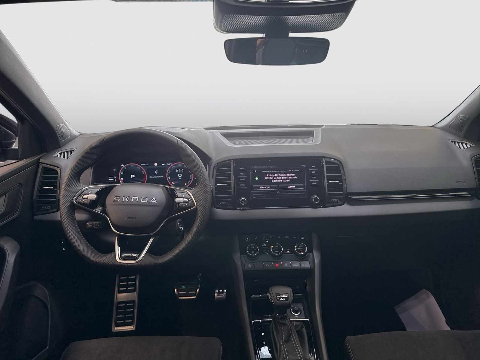 Skoda Karoq 2.0 SPORTLINE 4X4 PANO CAM ACC LM19 MATRIX