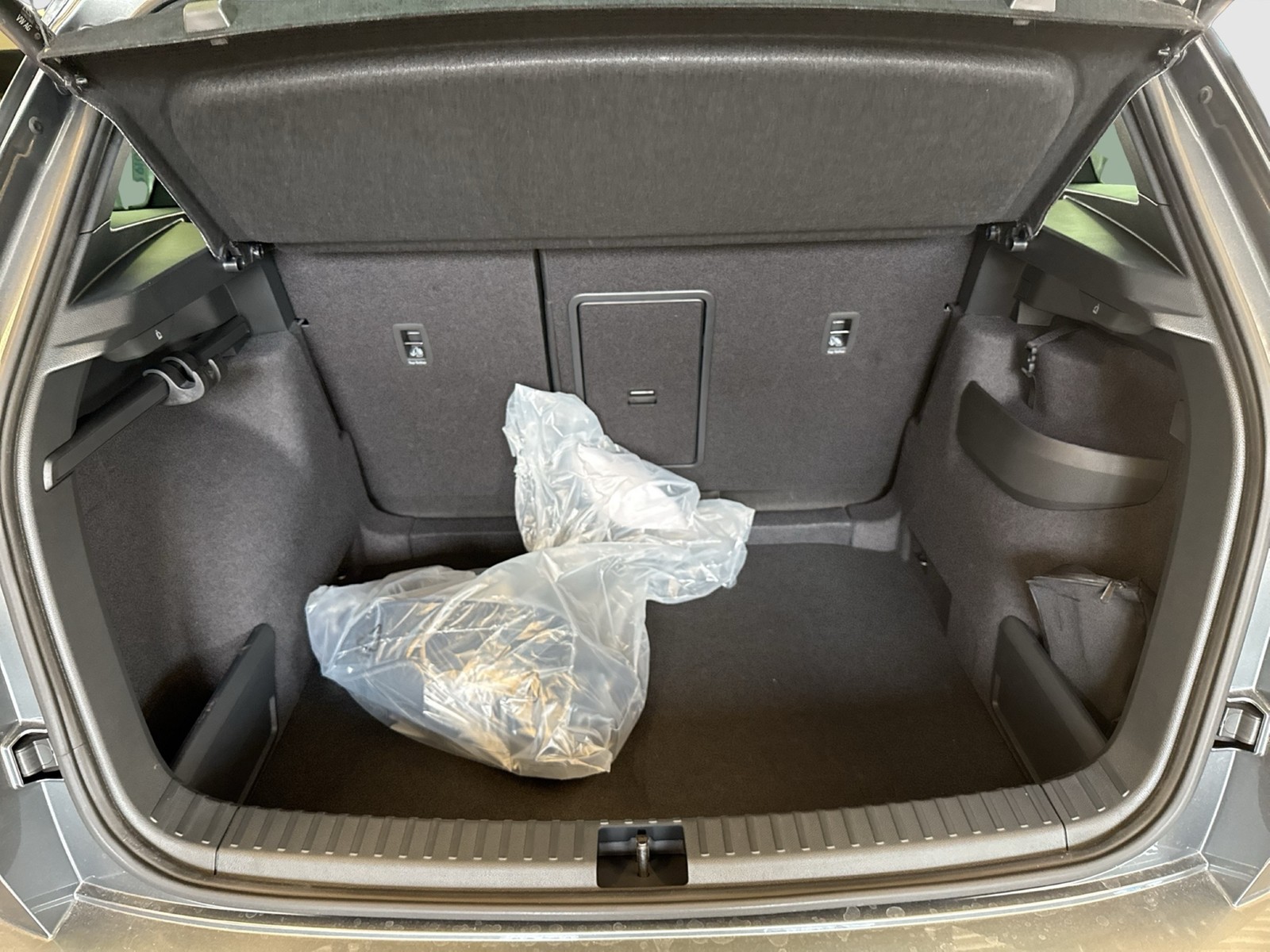 Skoda Karoq 2.0 SPORTLINE 4X4 PANO CAM ACC LM19 MATRIX