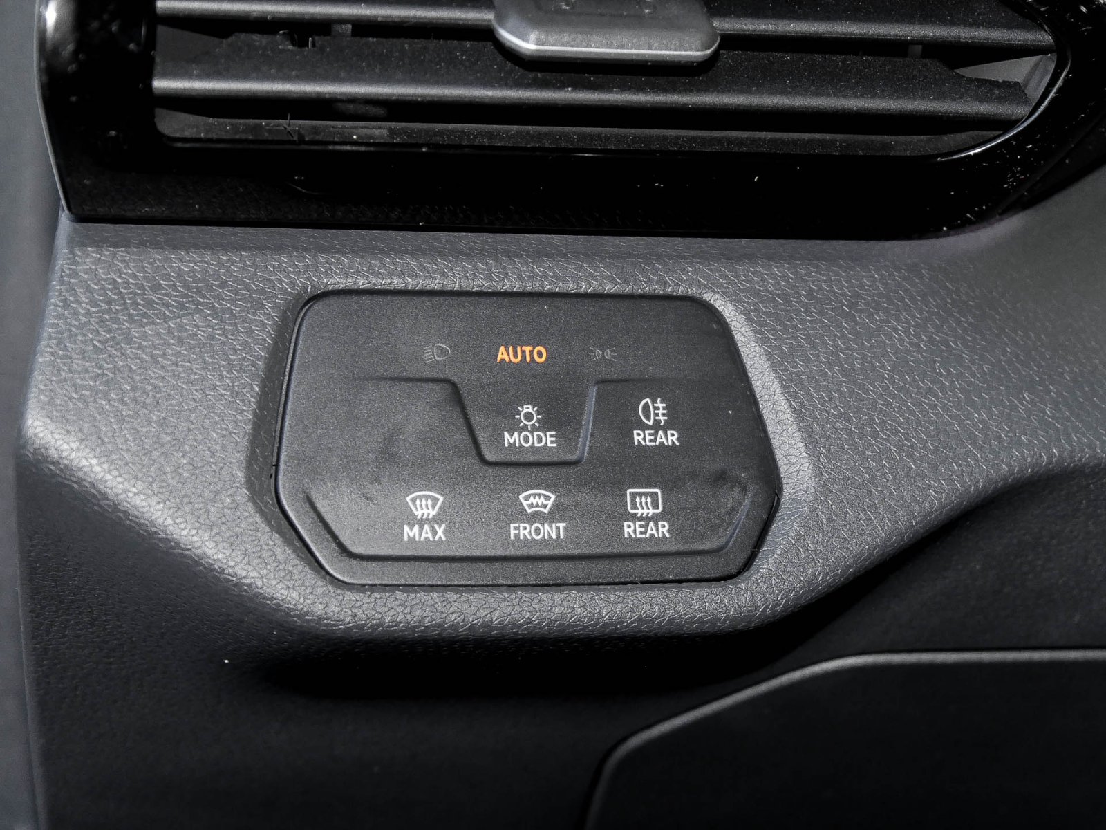Volkswagen ID.4 Pro Performance LIFE ACC NAVI SITZHEIZUNG