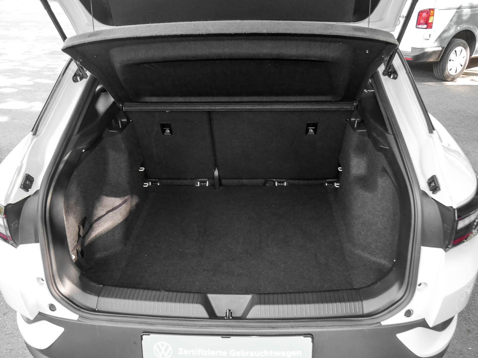 Volkswagen ID.4 Pro Performance LIFE ACC NAVI SITZHEIZUNG