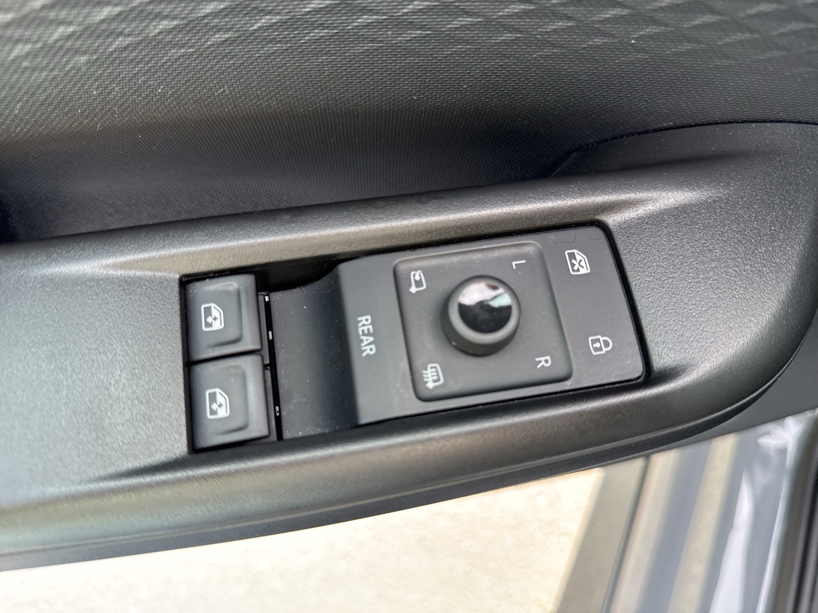 Cupra Born CAM ACC LM18 NAVI SITZHEIZUNG KEYLESS-GO