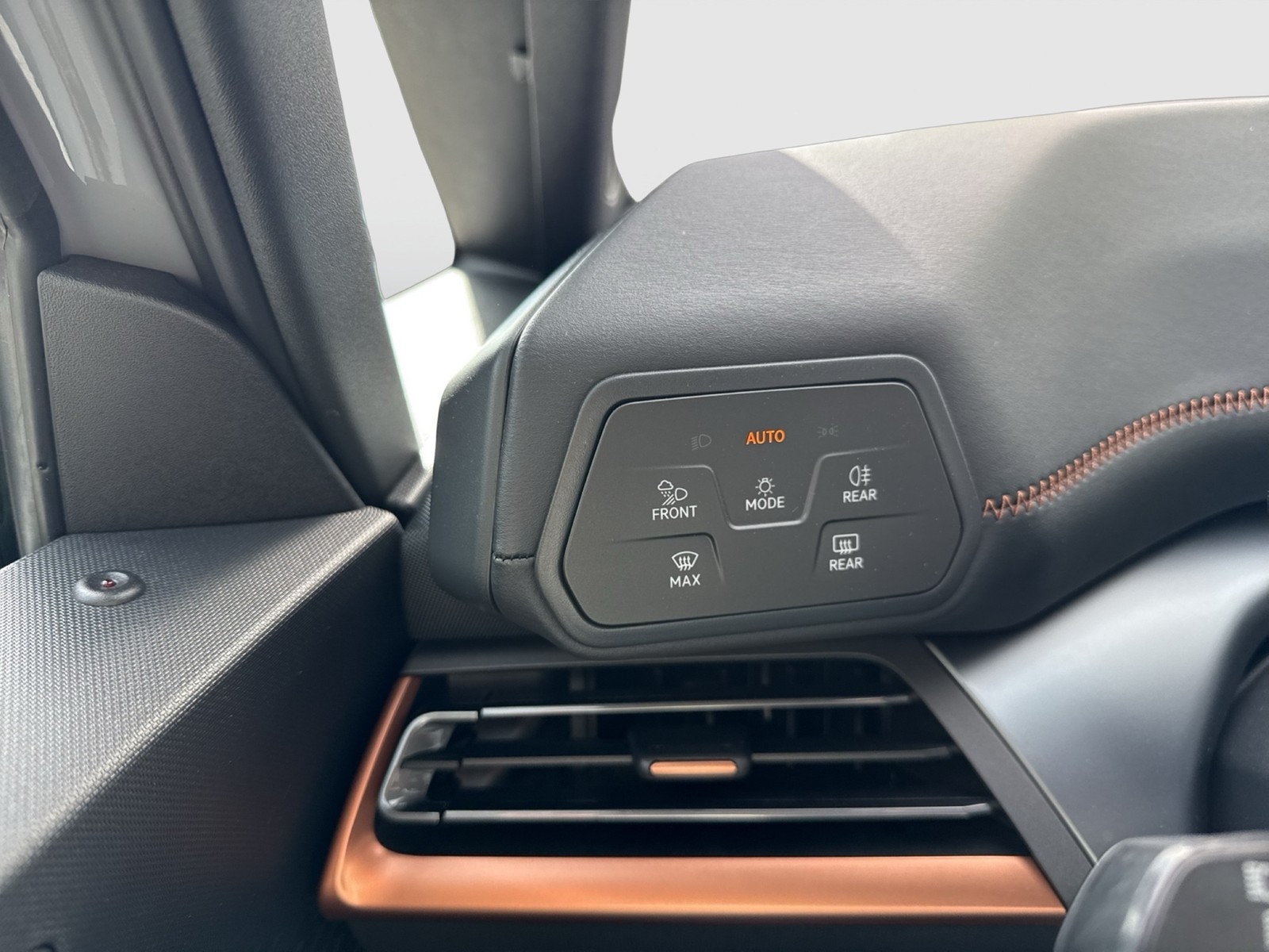 Cupra Born CAM ACC LM18 NAVI SITZHEIZUNG KEYLESS-GO