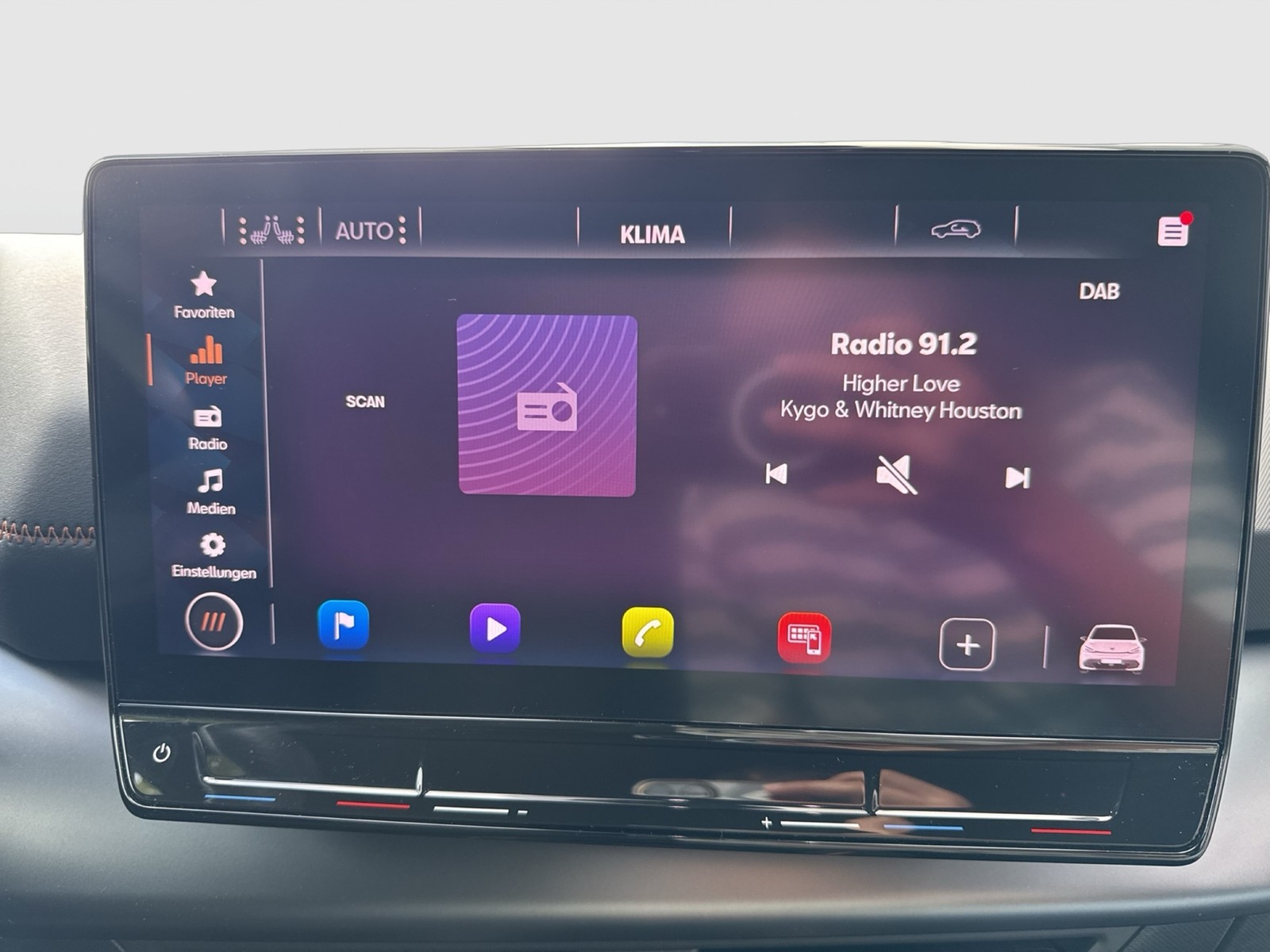 Cupra Born CAM ACC LM18 NAVI SITZHEIZUNG KEYLESS-GO