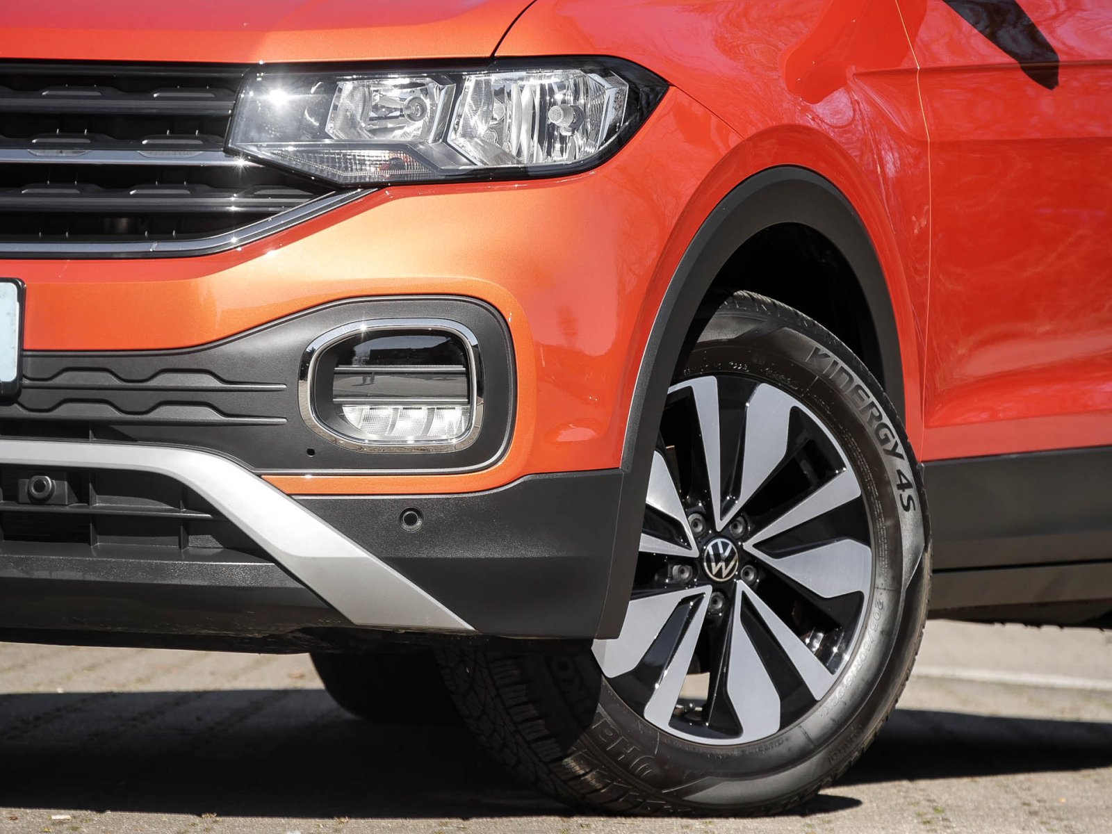 Volkswagen T-Cross 1.0 MOVE ACC ALU NAVI SITZHEIZUNG DAB+