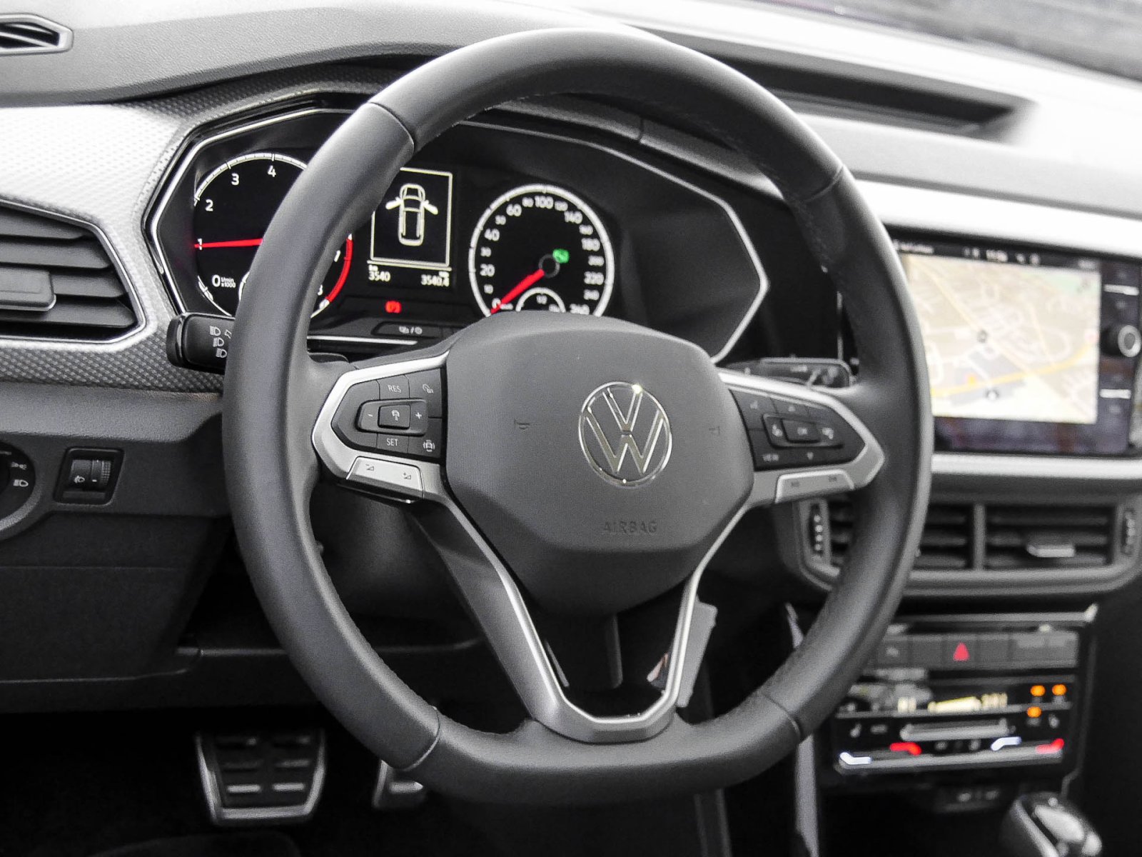 Volkswagen T-Cross 1.0 MOVE ACC ALU NAVI SITZHEIZUNG DAB+